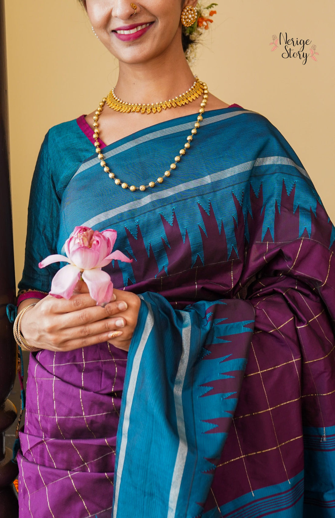 AARTI (ಆರತಿ)