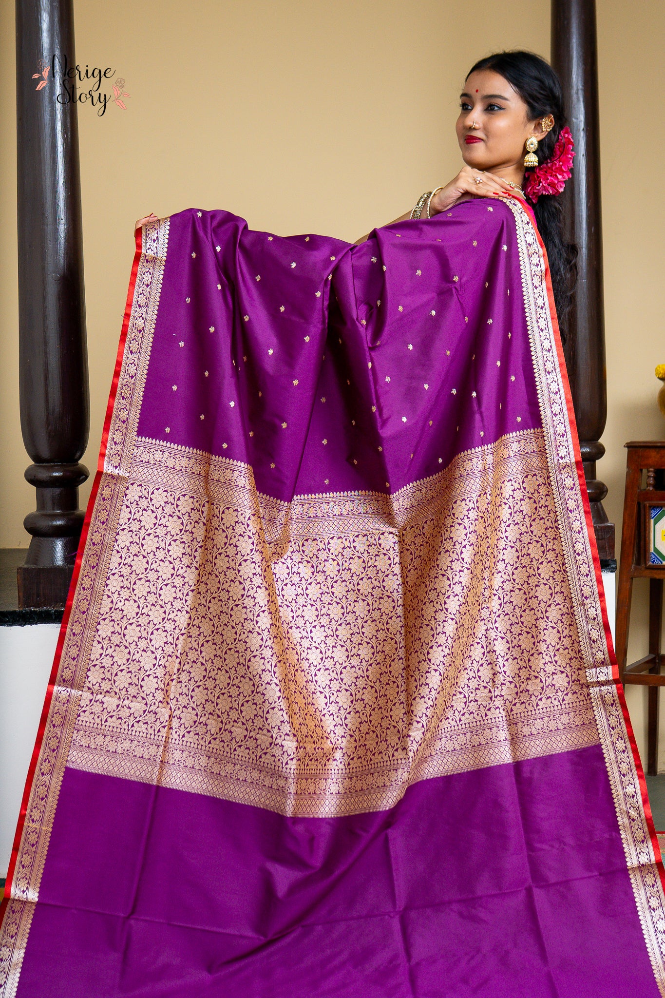 ZARINAA (ज़रीना)
