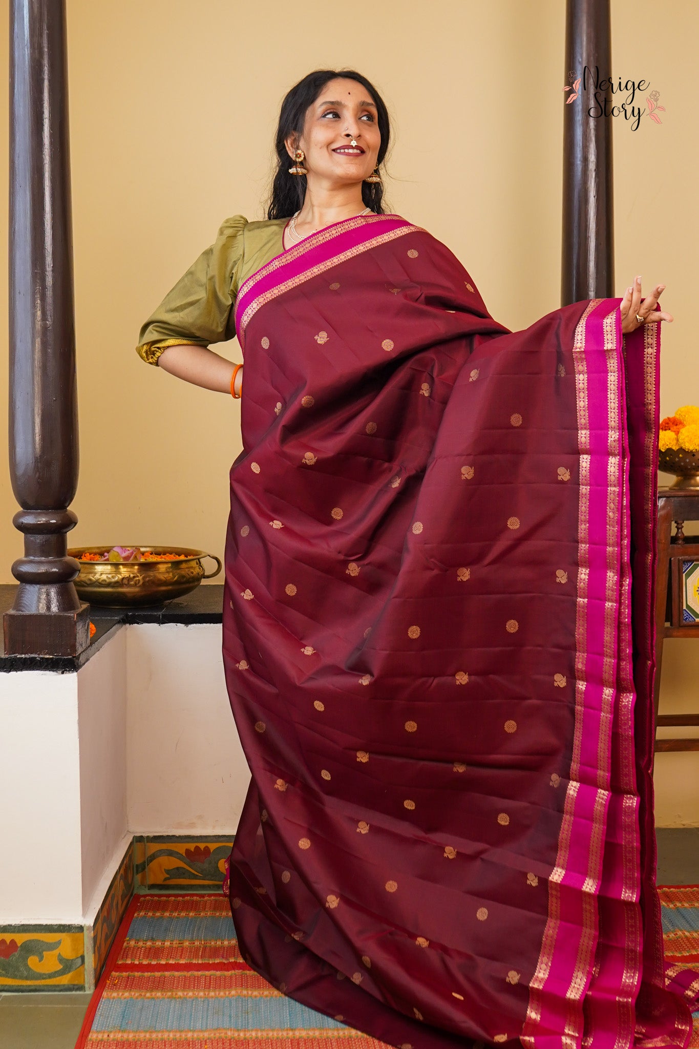 JAGADAMBA (ஜகதாம்பா)