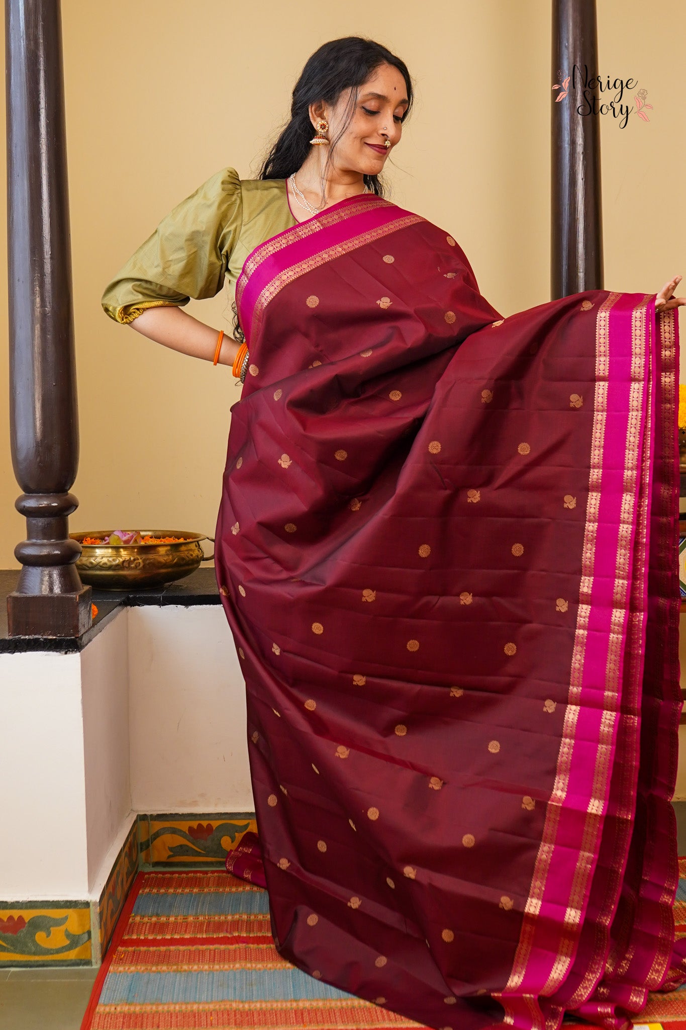 JAGADAMBA (ஜகதாம்பா)