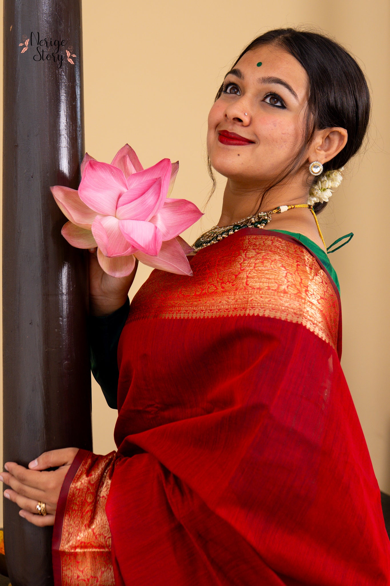 MANOGNA (मनोज्ञा)