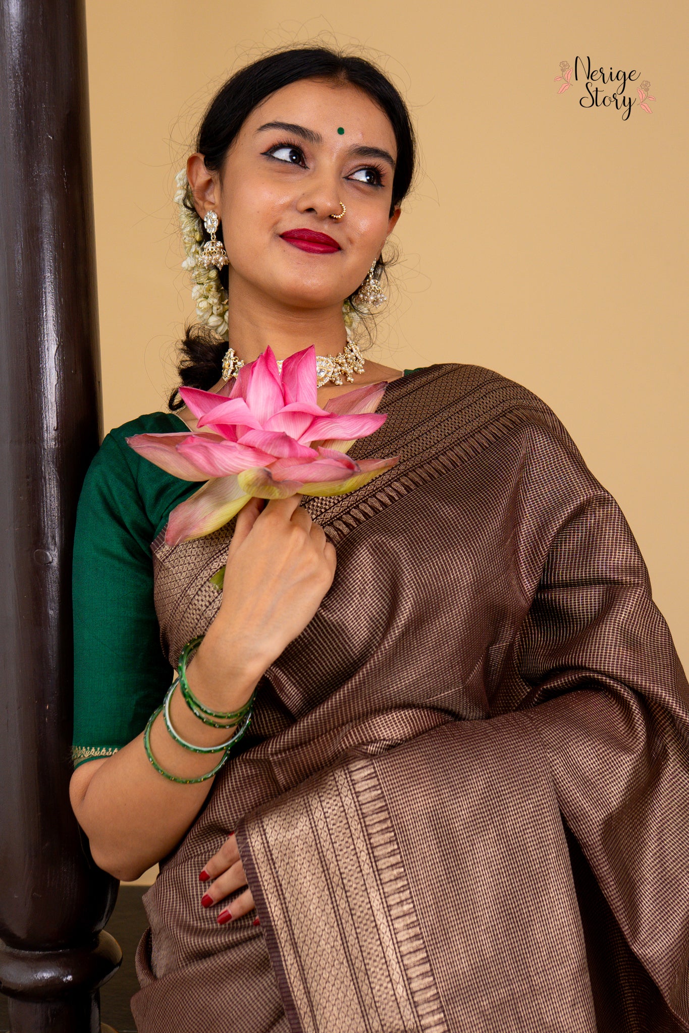 YAMUNIKA (यमुनिका)