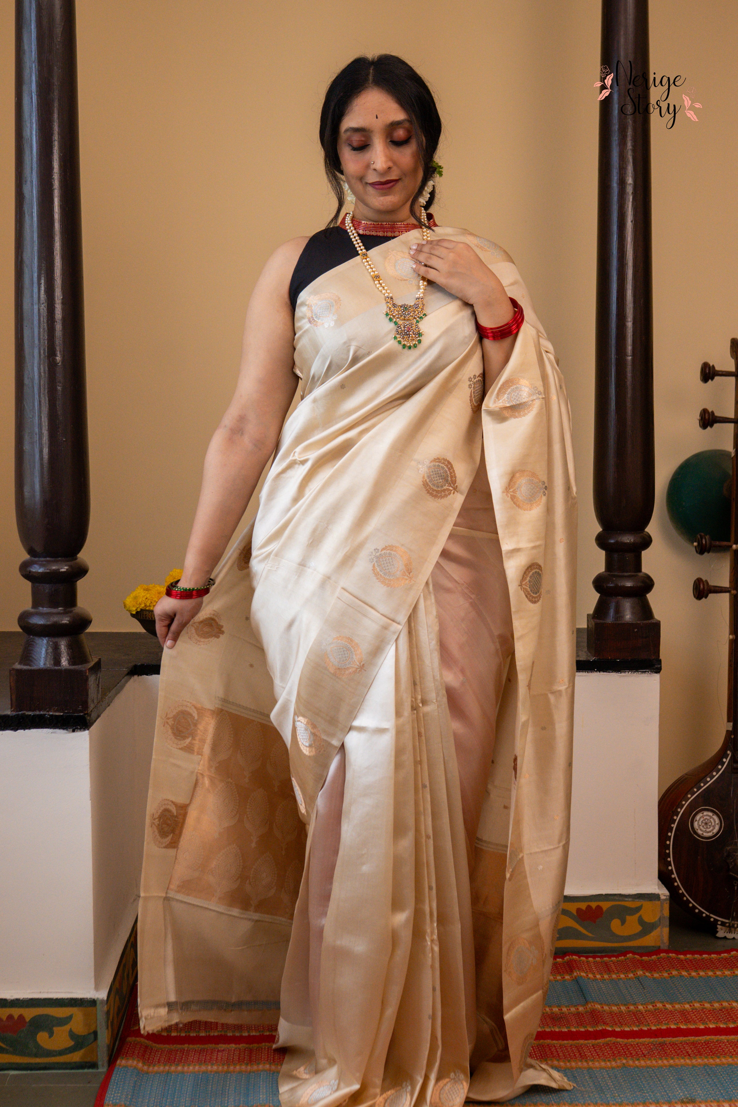 HANSINI ( हंसिनी )