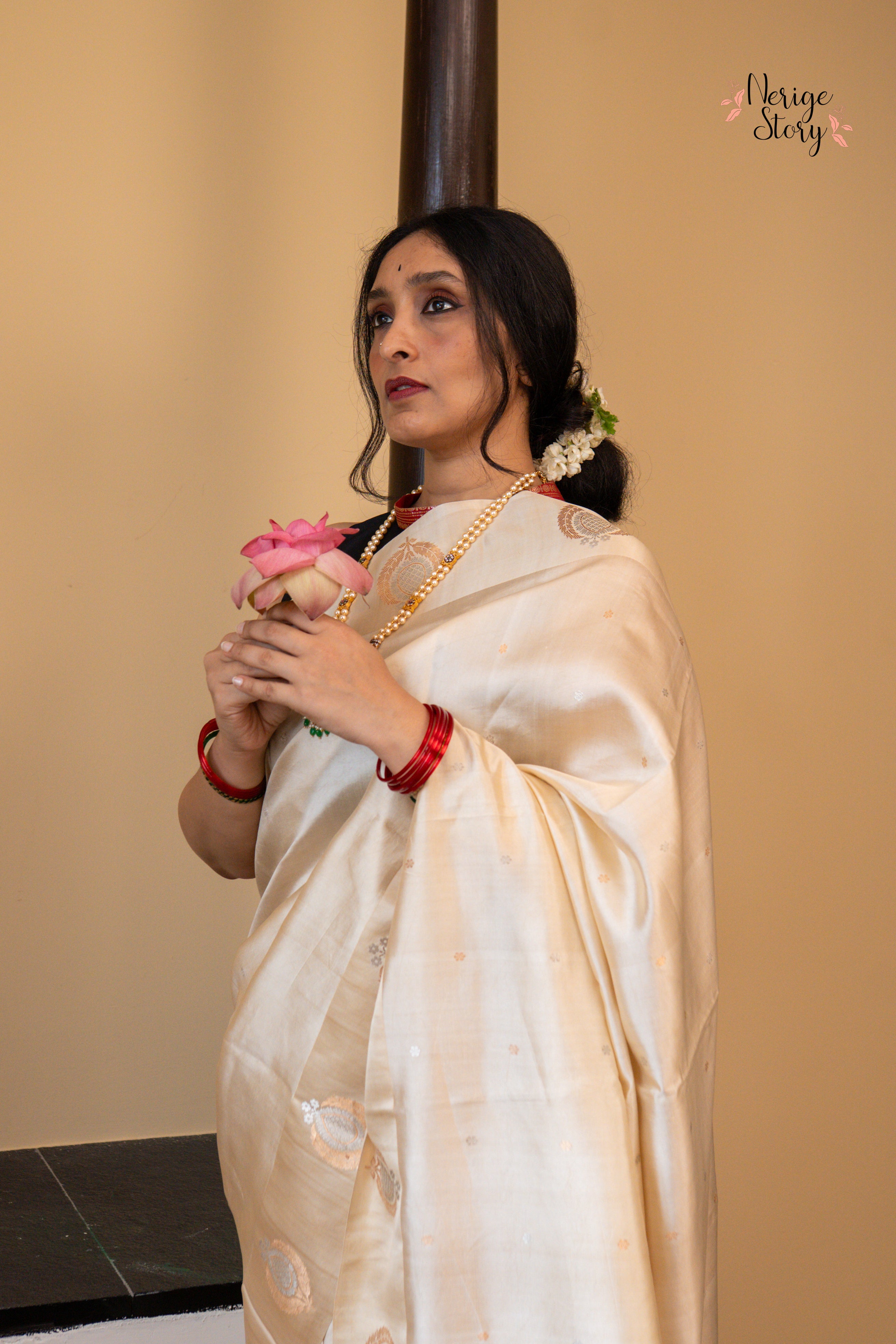 HANSINI ( हंसिनी )