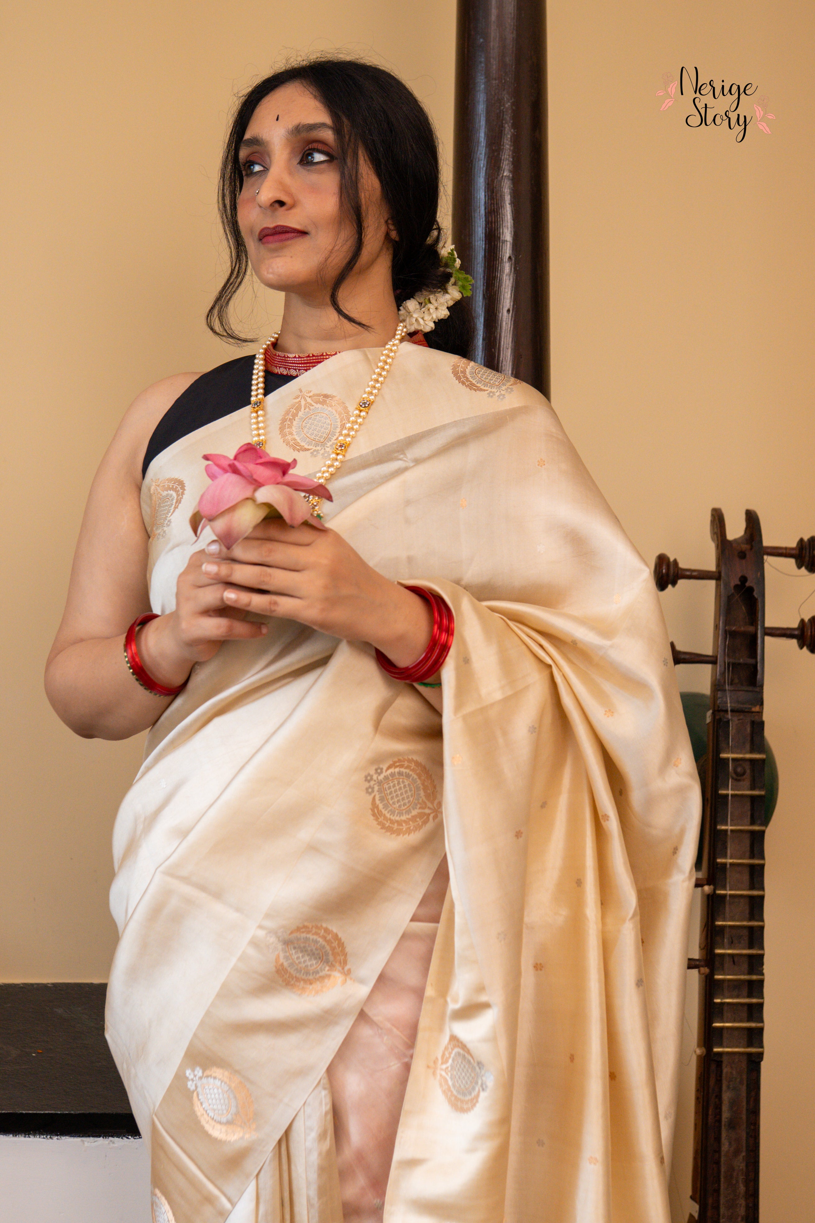 HANSINI ( हंसिनी )