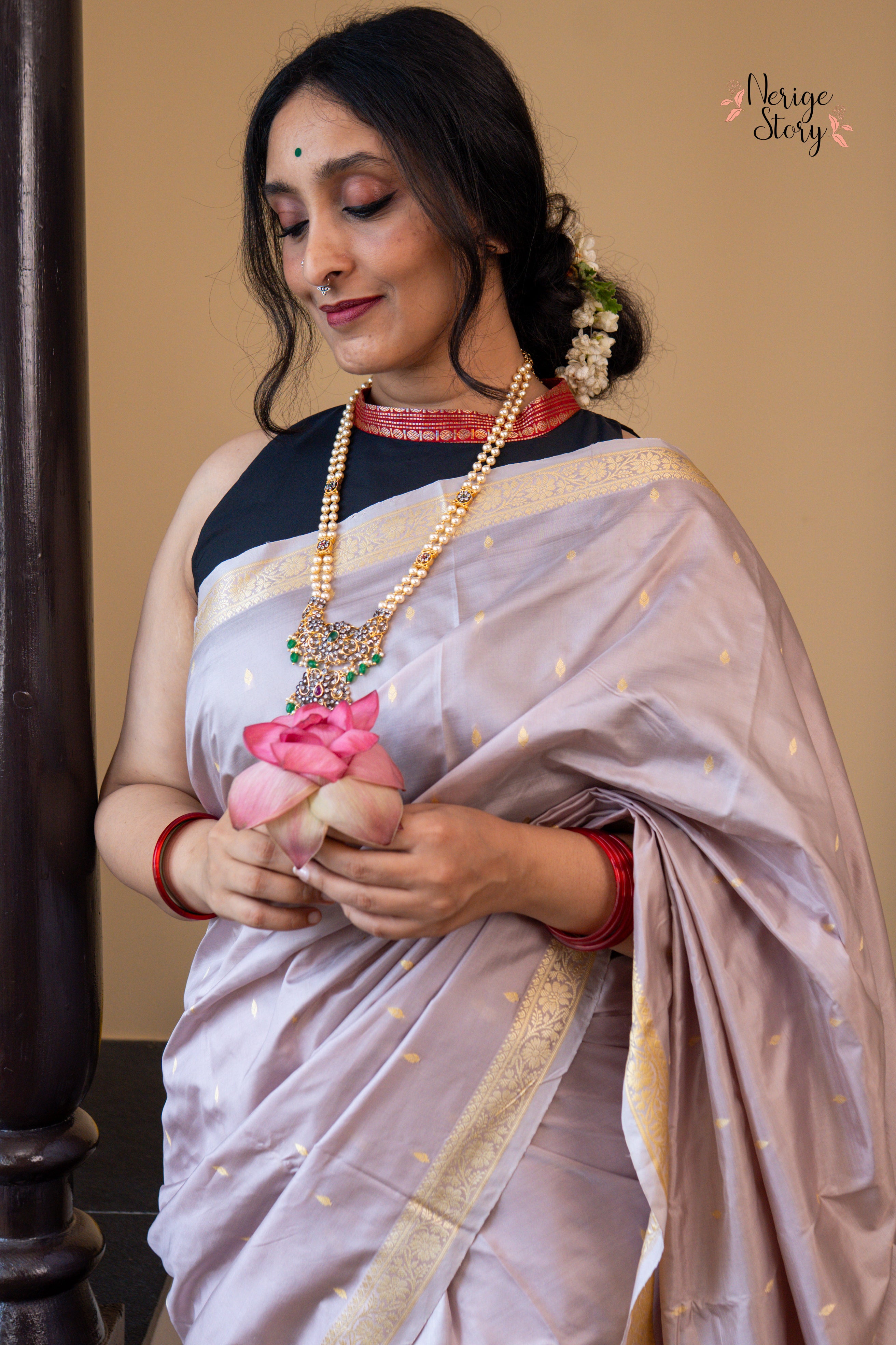 SNEHA (स्नेहा)