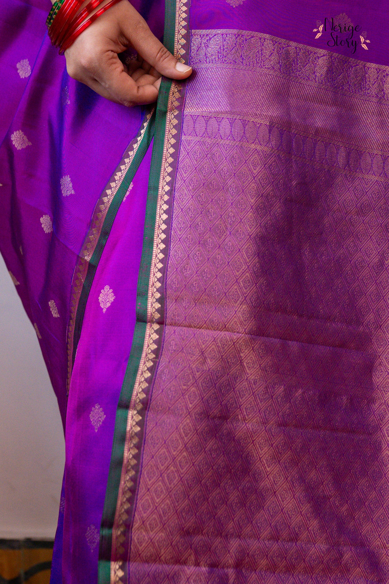 MADHAVI (மாதவி)
