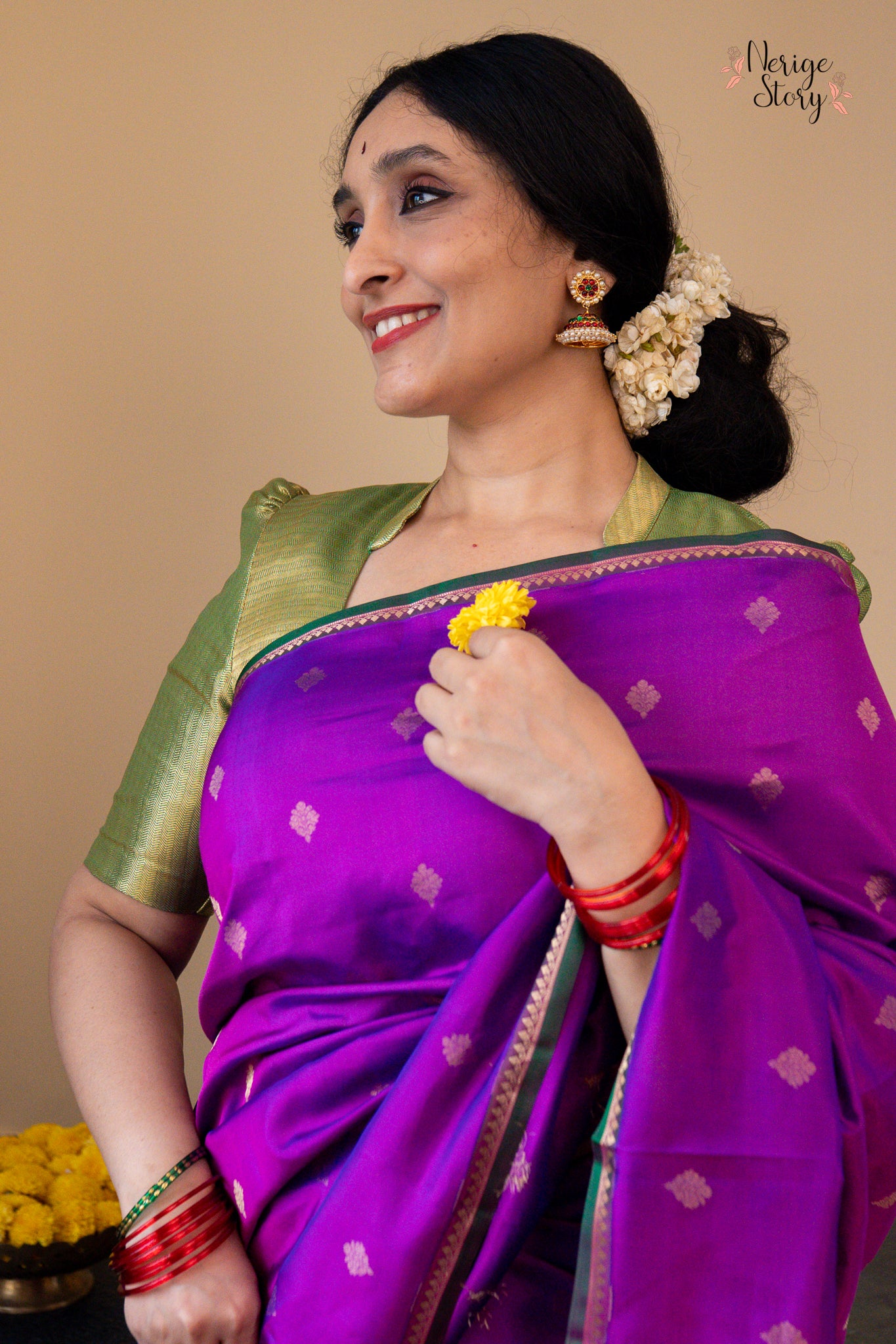 MADHAVI (மாதவி)