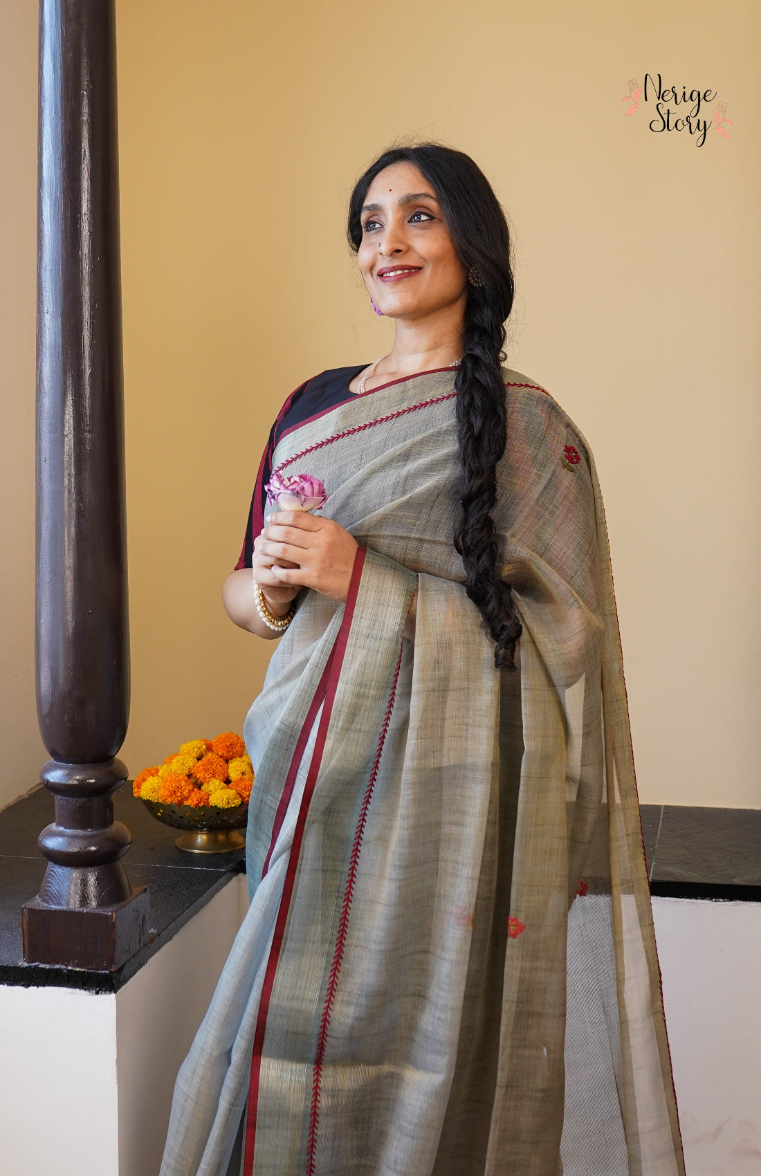 LEENA (लीना)