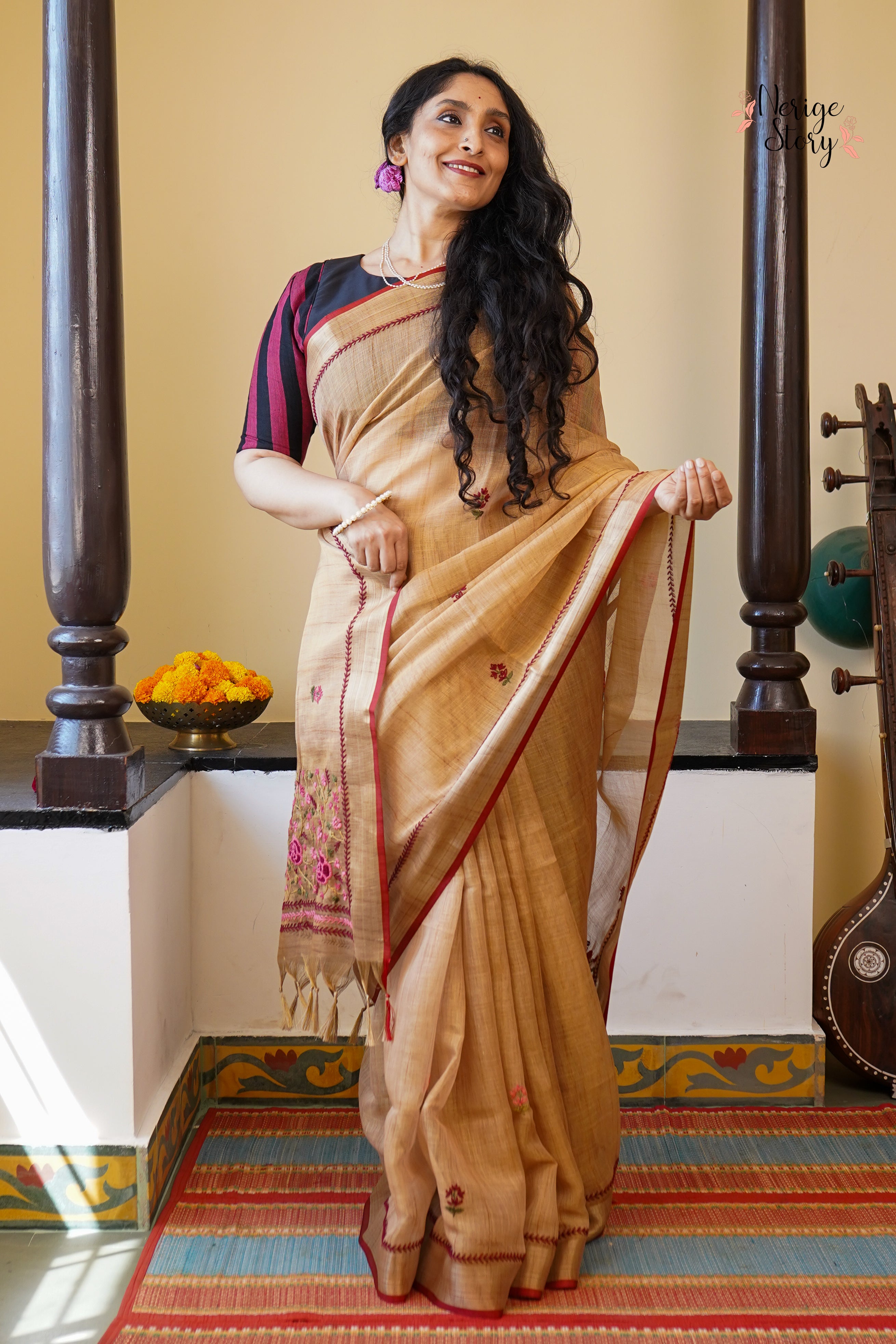 MAINA (मैना)