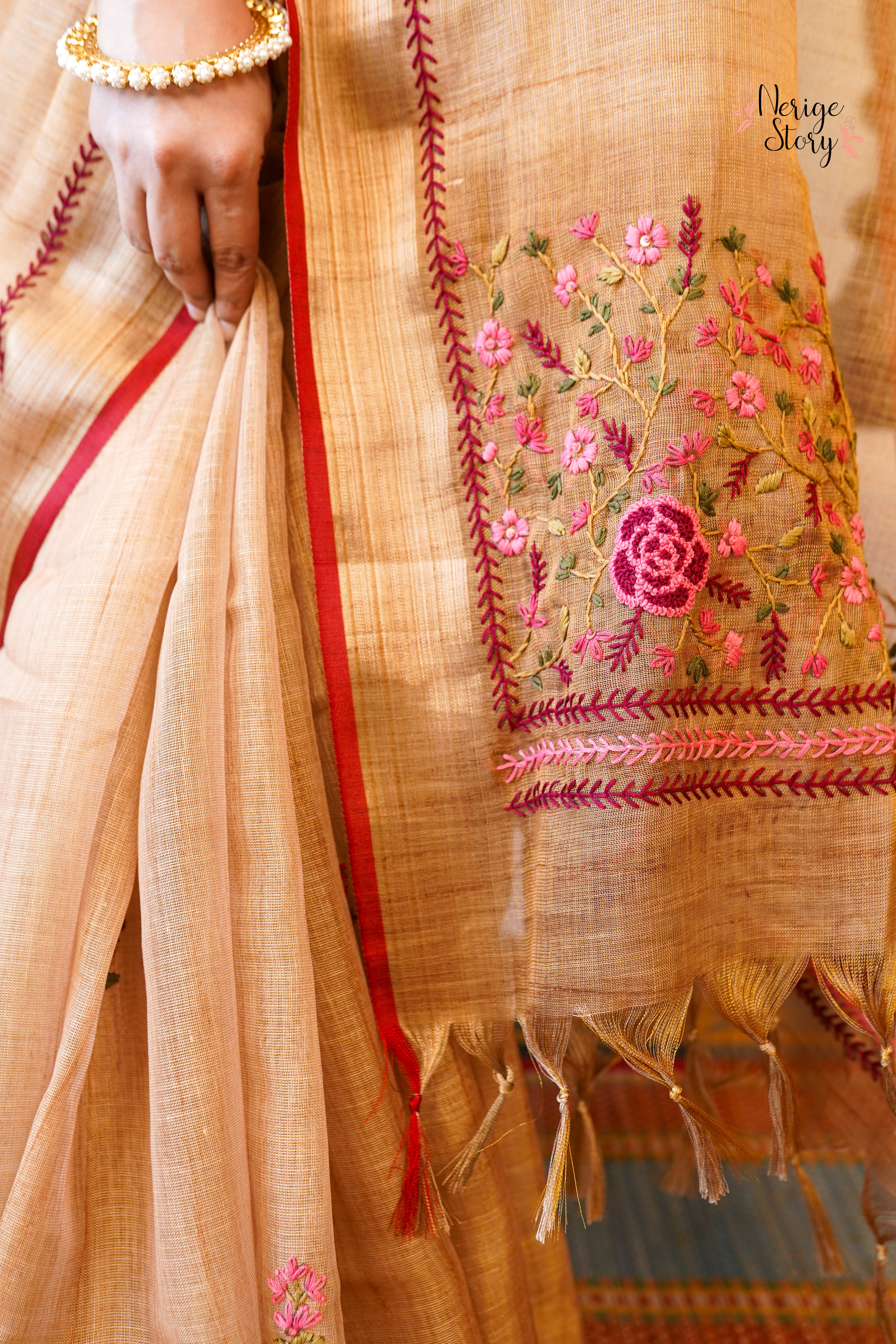 MAINA (मैना)