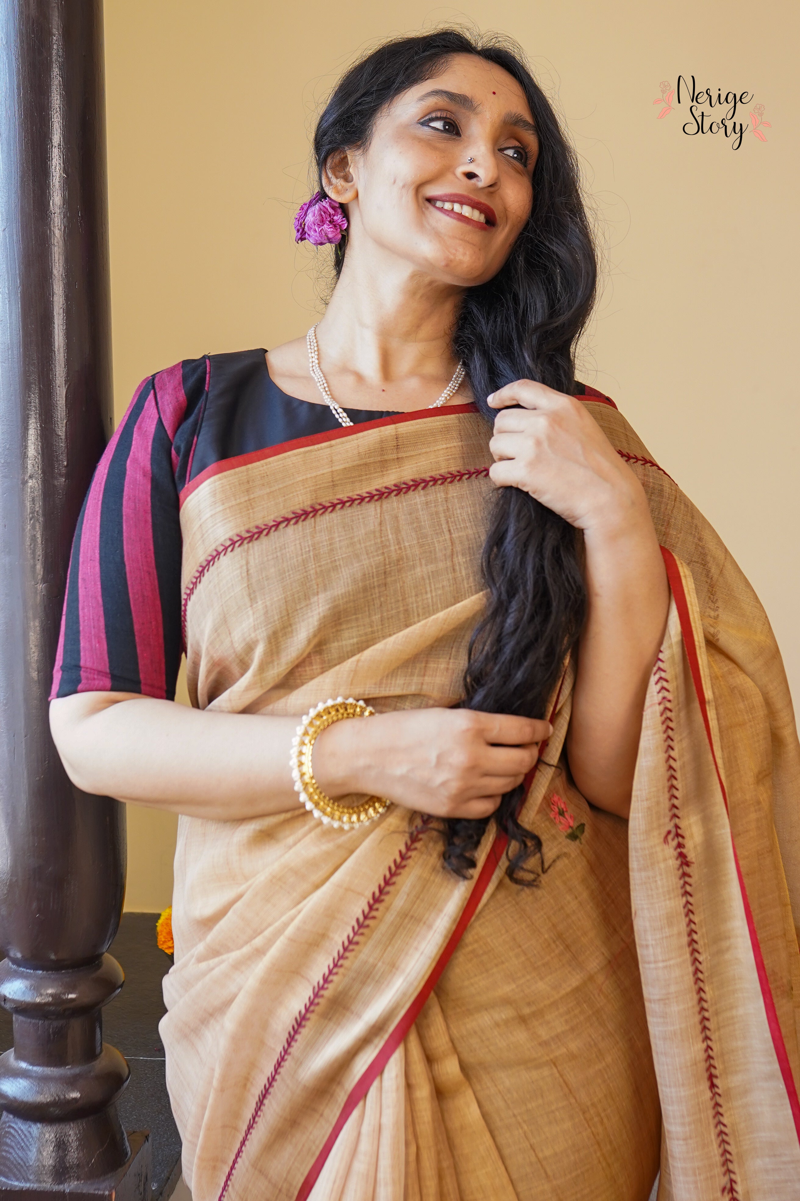 MAINA (मैना)