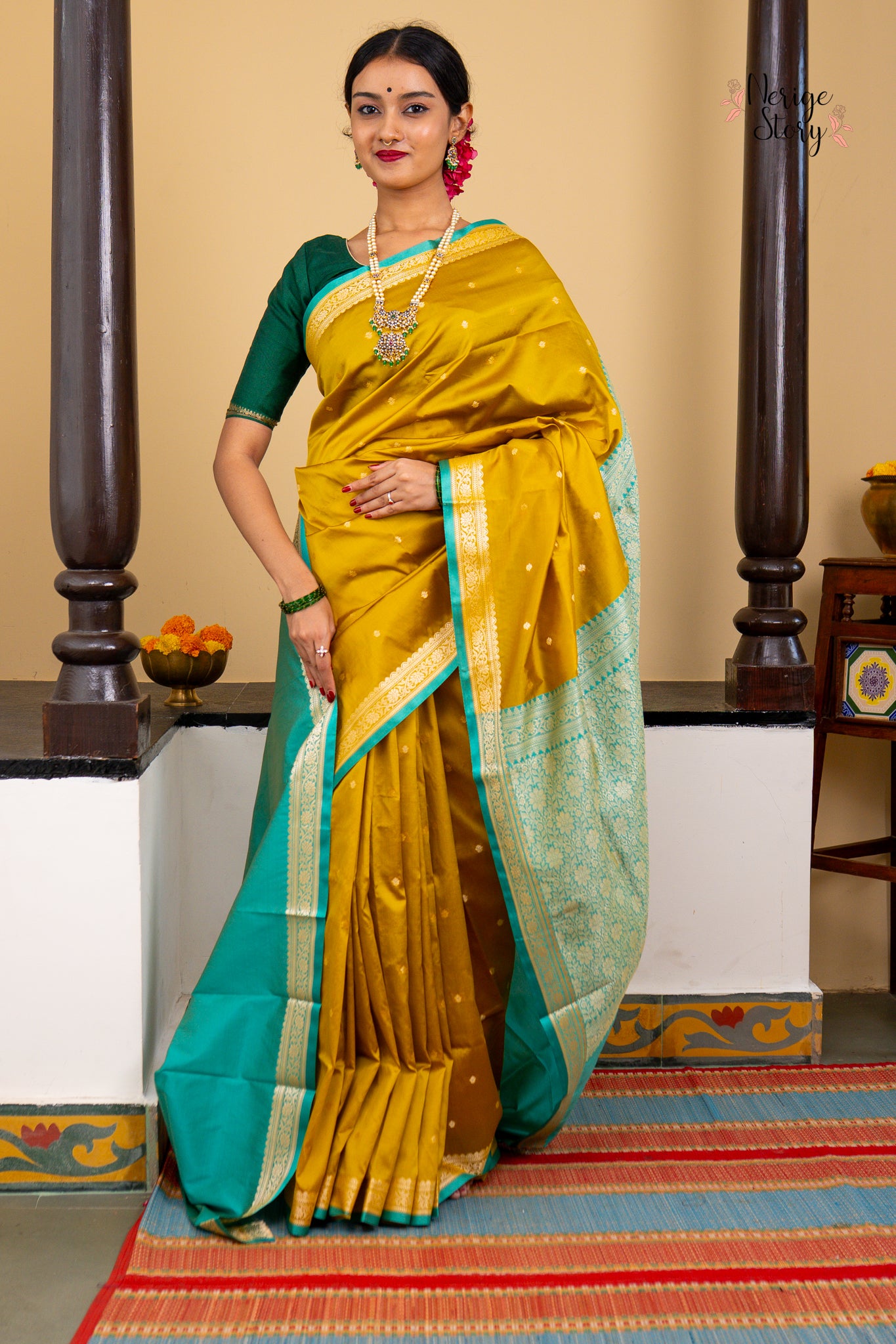 SHUCHISMITA (शुचिस्मिता)