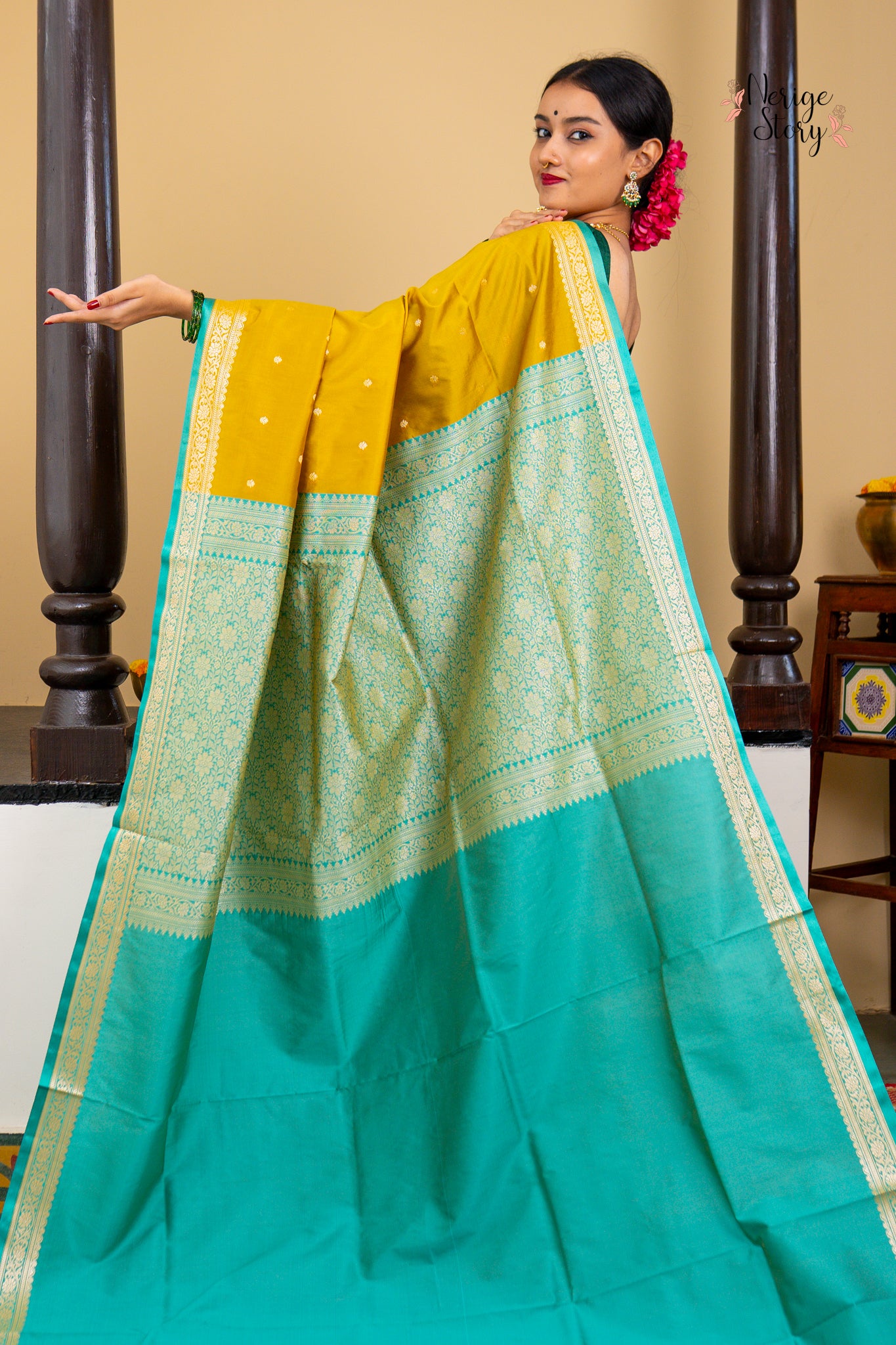 SHUCHISMITA (शुचिस्मिता)