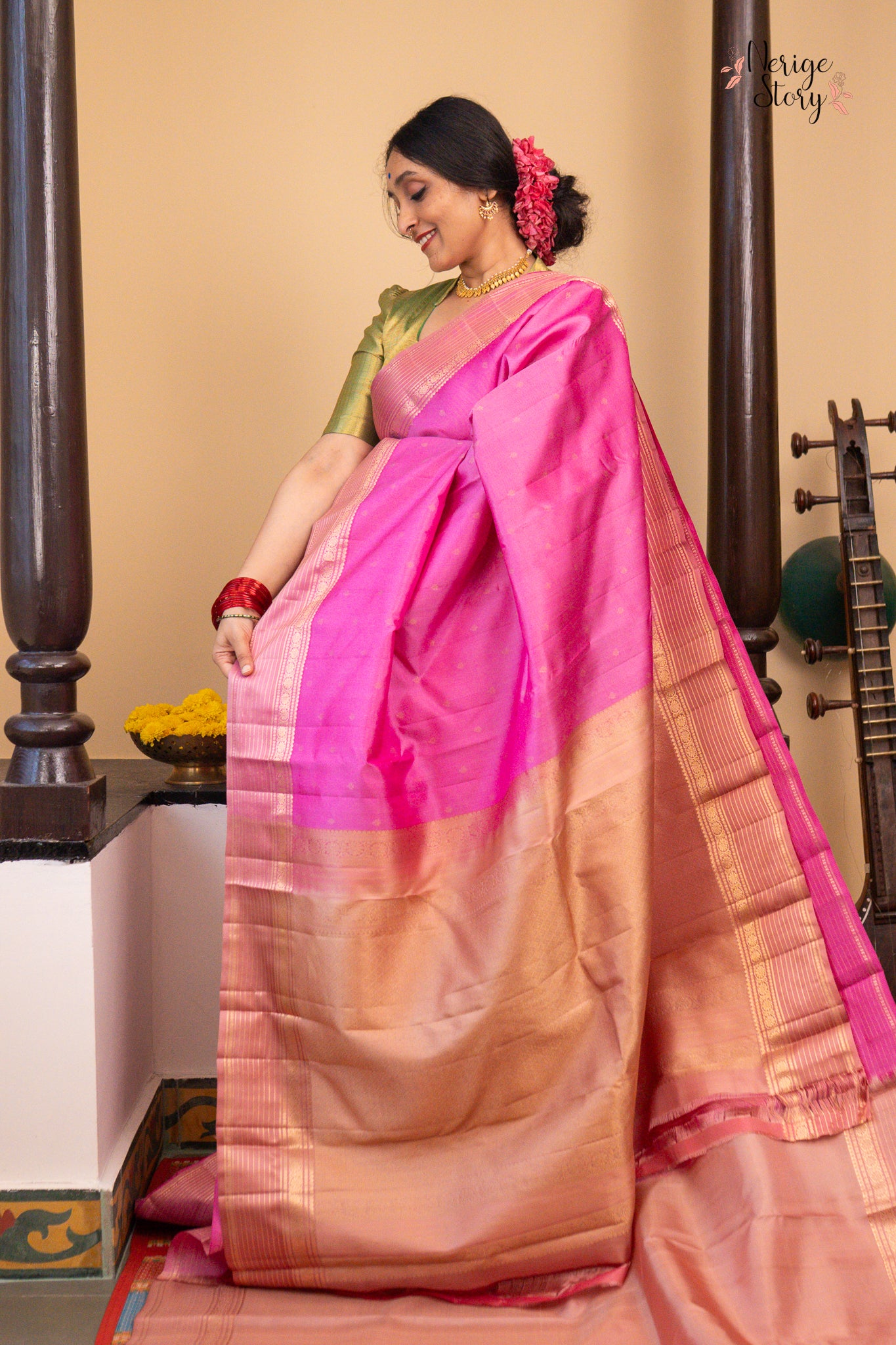 YAZHINI (யாழினி)