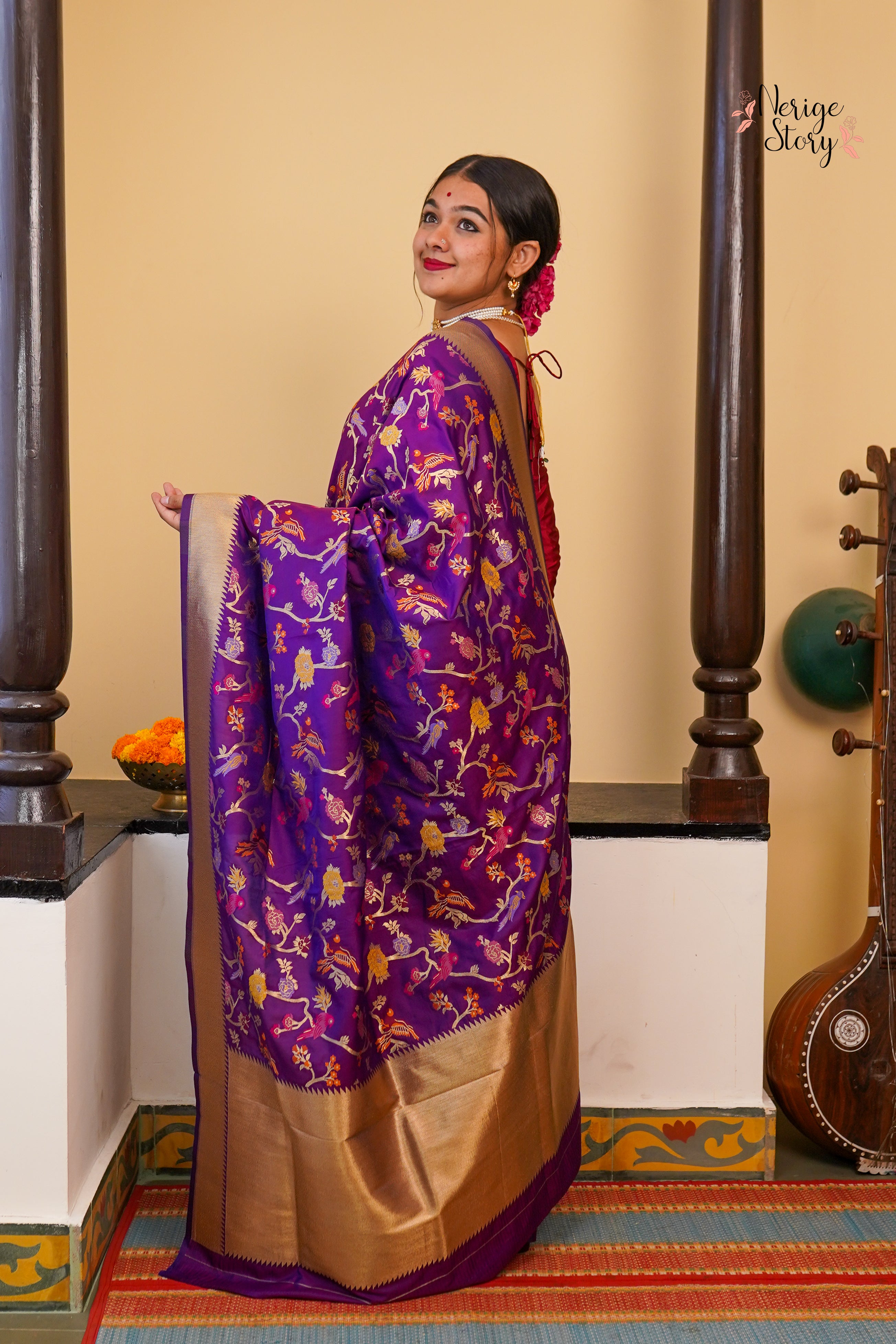 DHARINI (धारिणी)