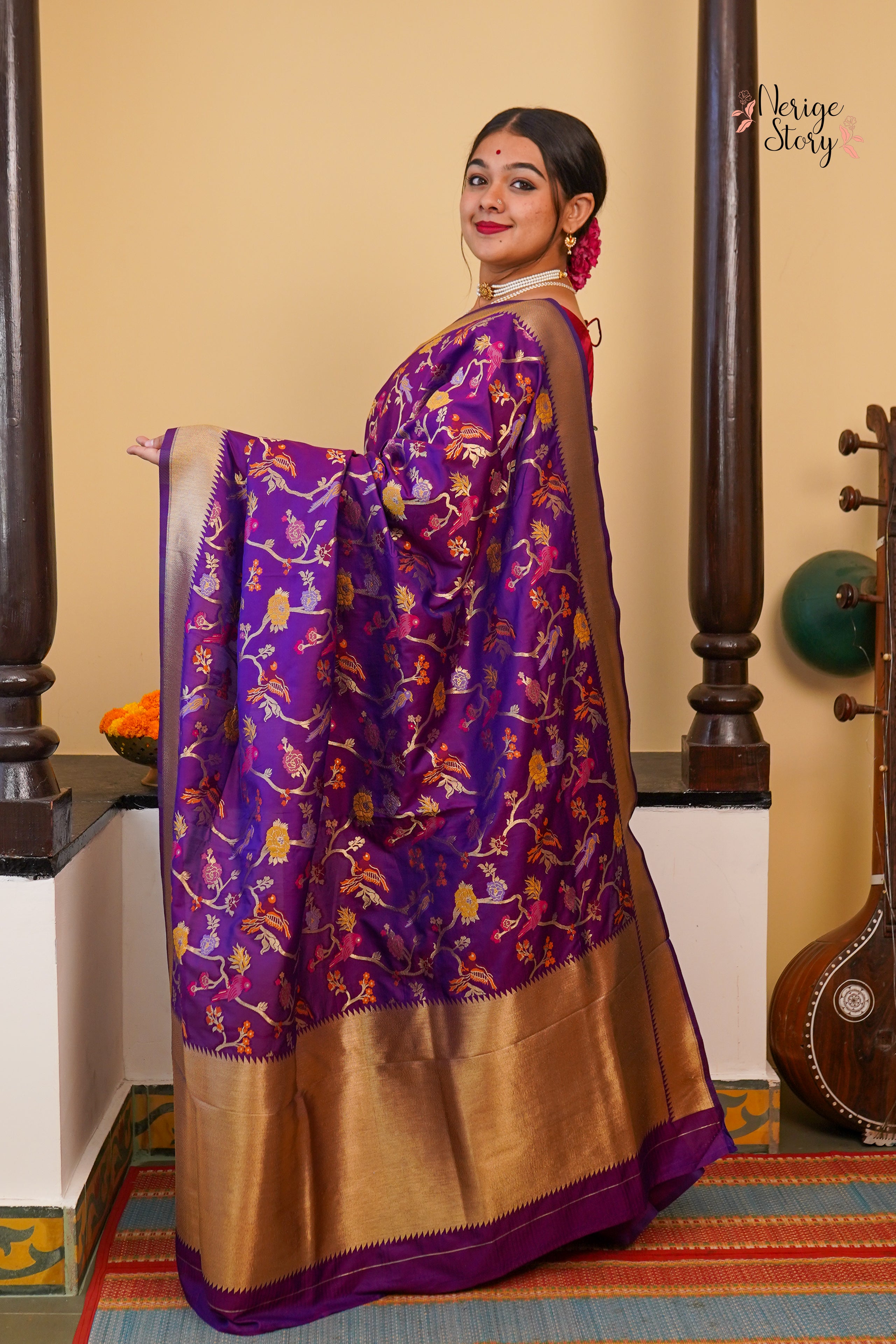 DHARINI (धारिणी)