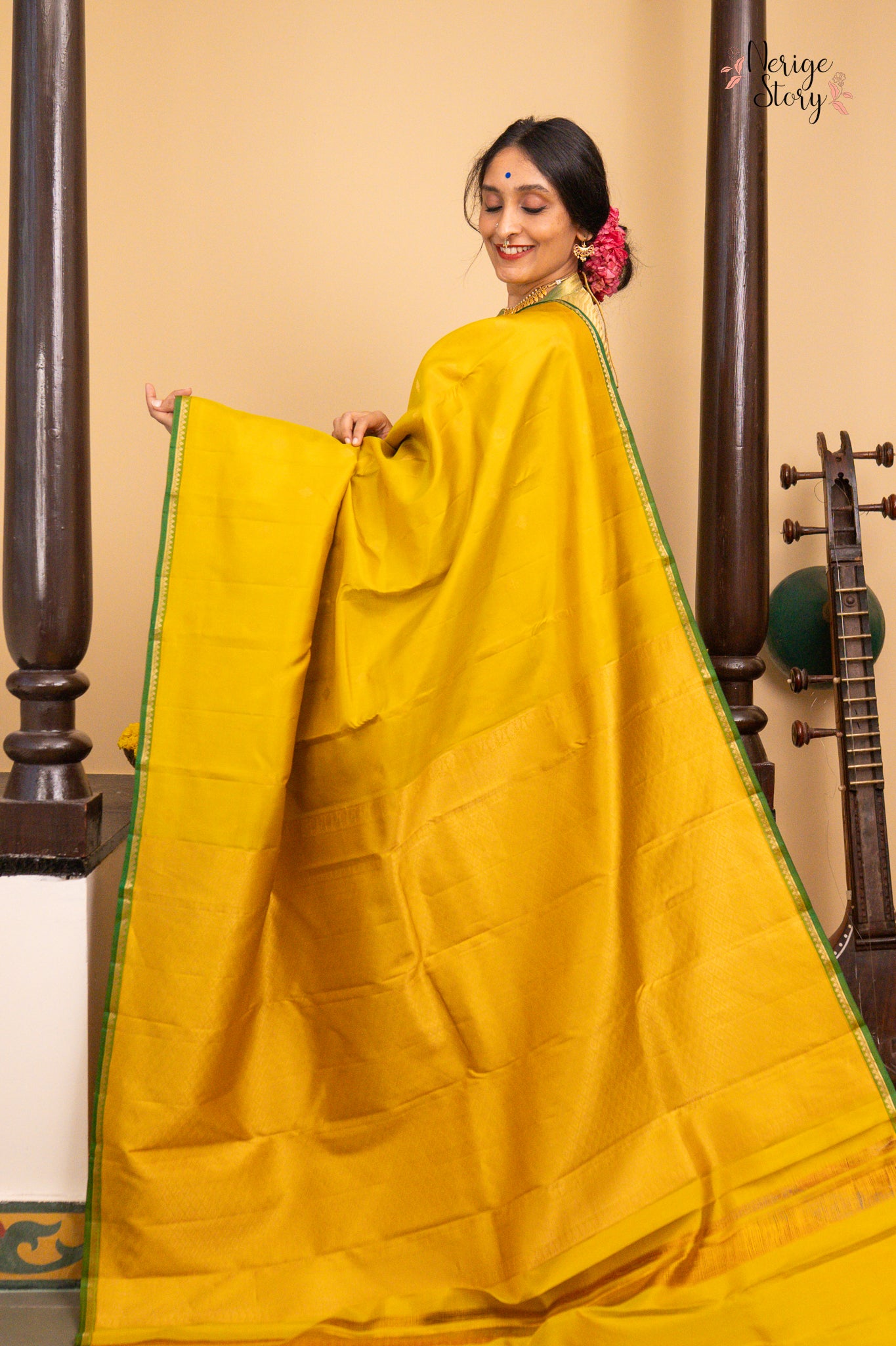 VIJAYARAJESHWARI (விஜயராஜேஸ்வரி)