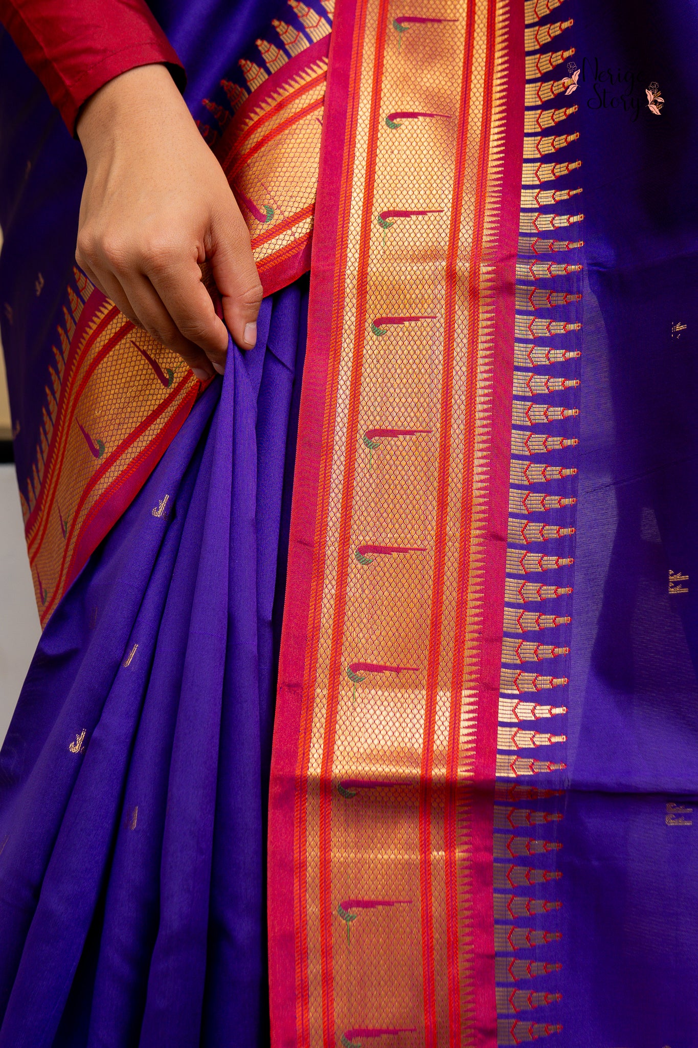 GUNIKA (गुणिका)