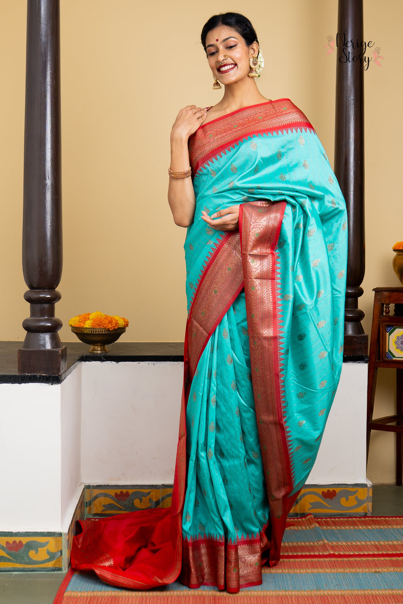 DIVYANSHI (दिव्यांशी)