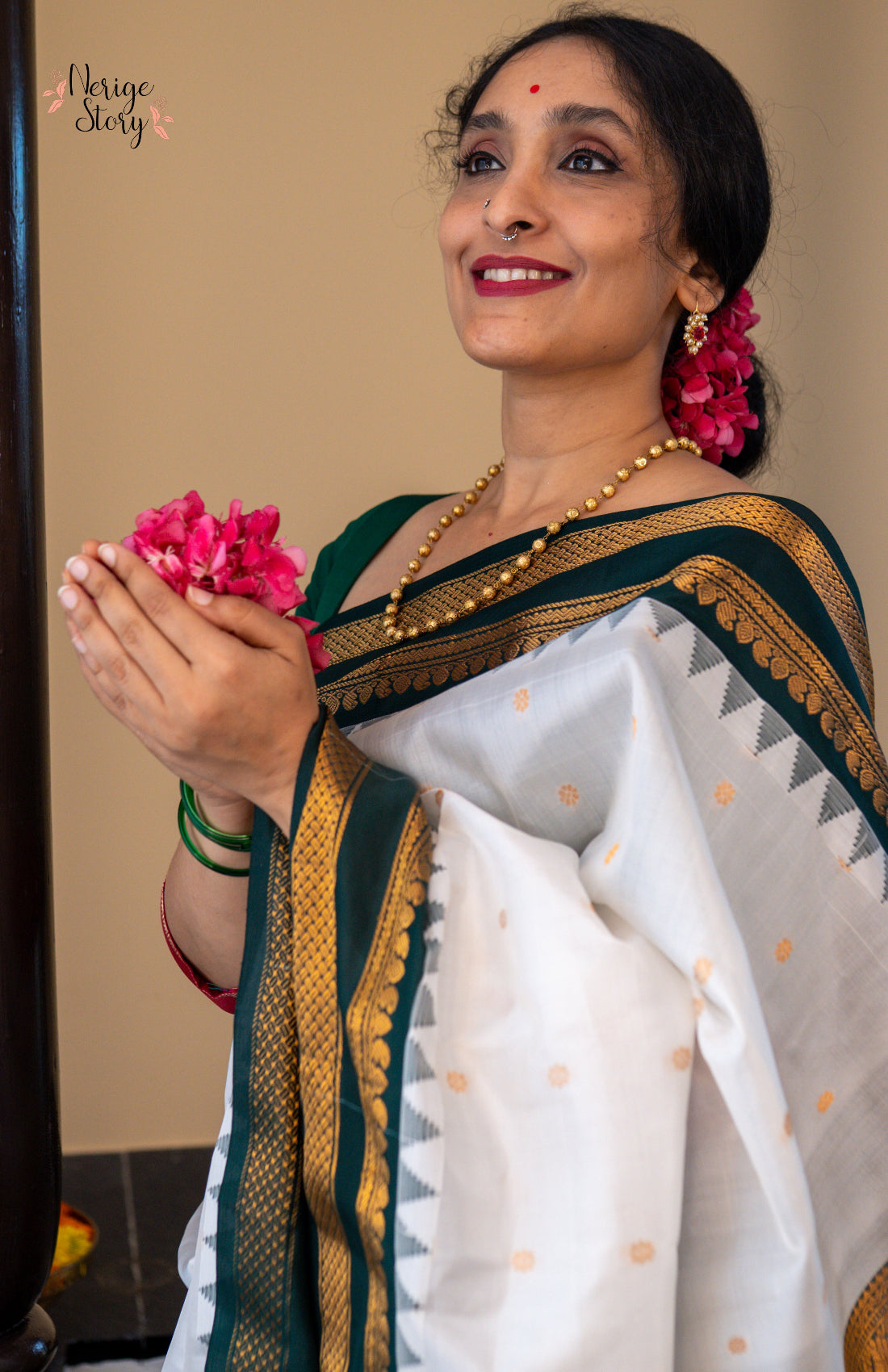 SHAARAVIKANTA (శారవికాంత)