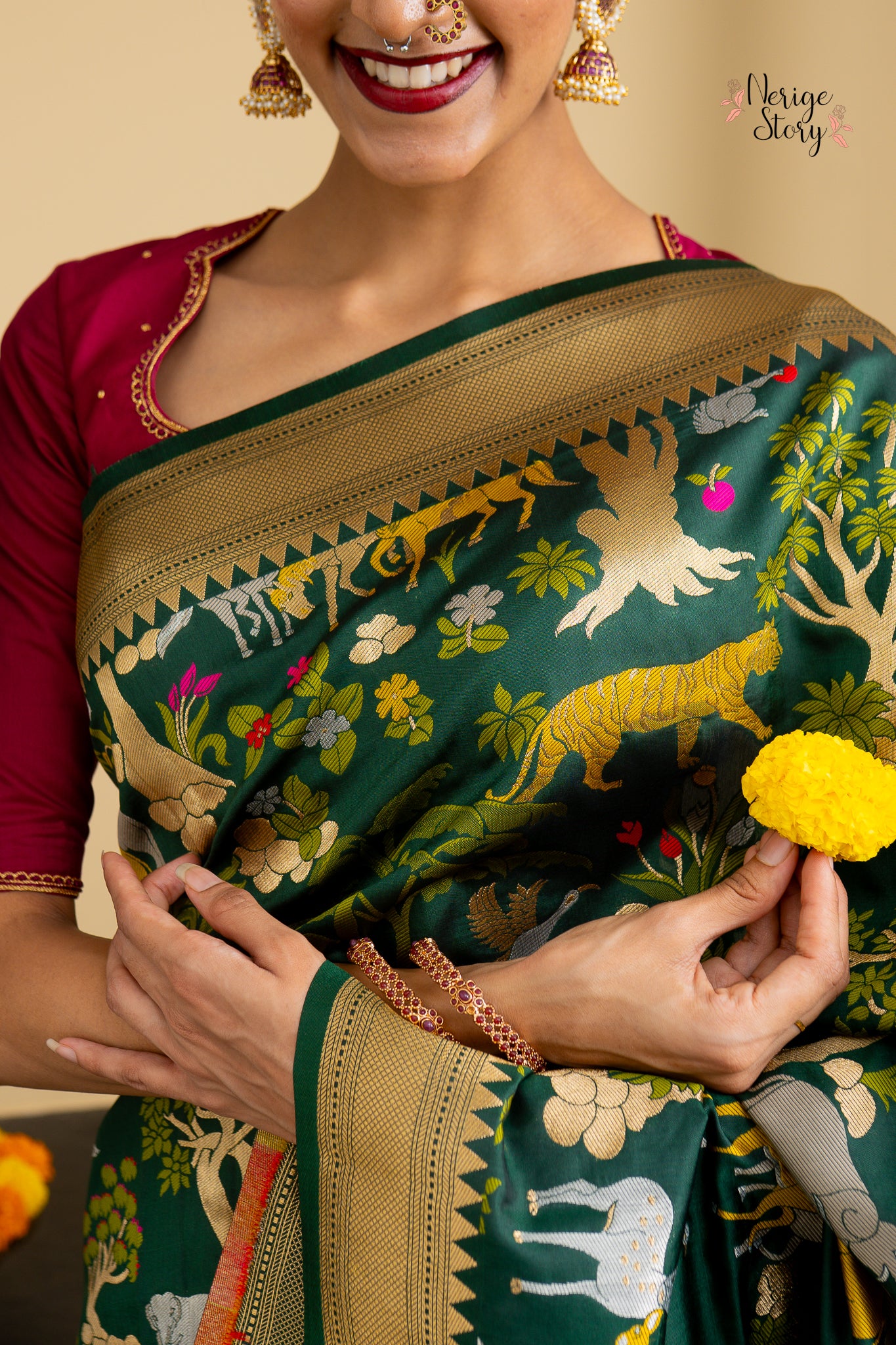 AVIRAA (अवीरा)