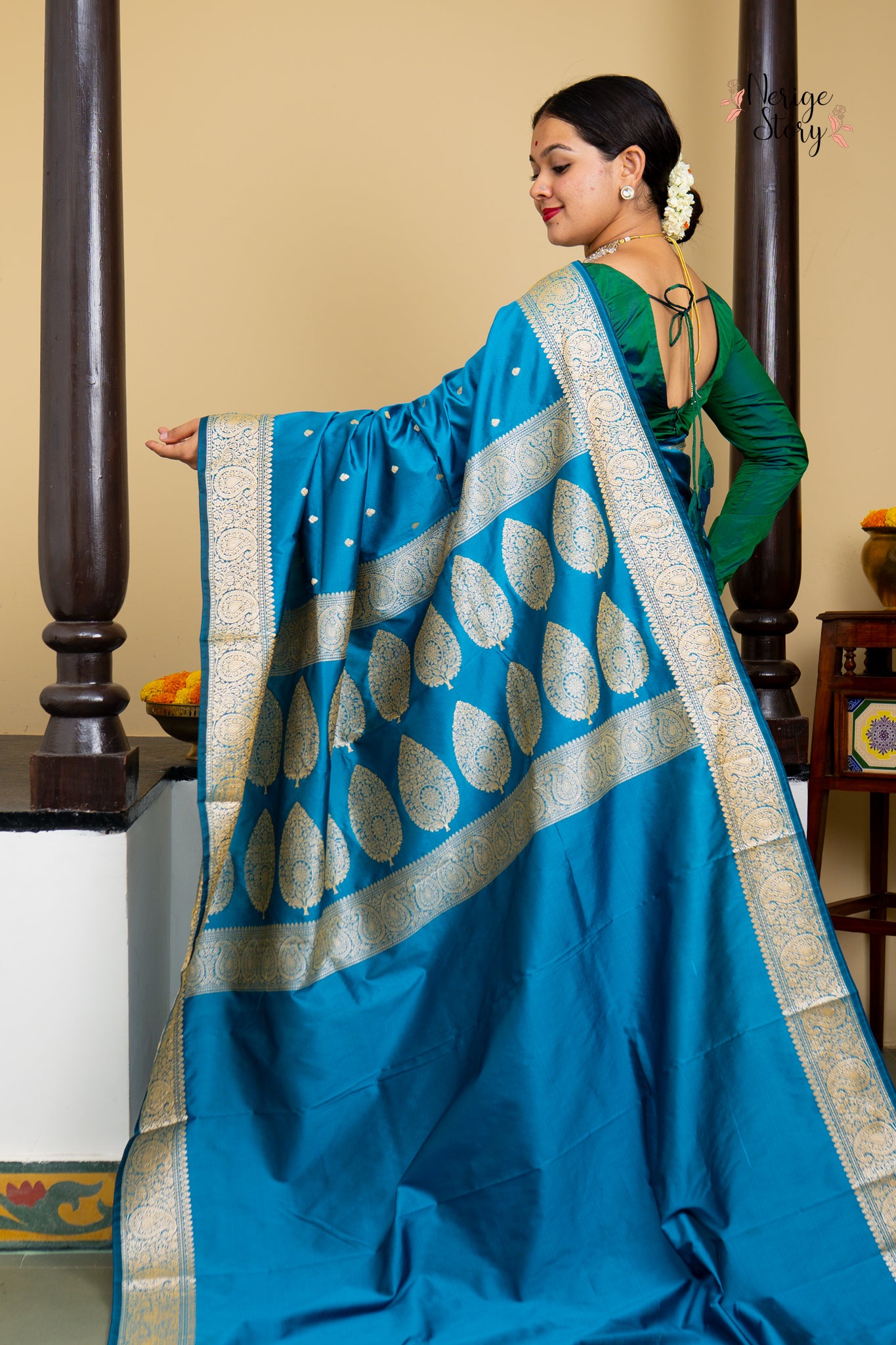 INAYA (इनाया)