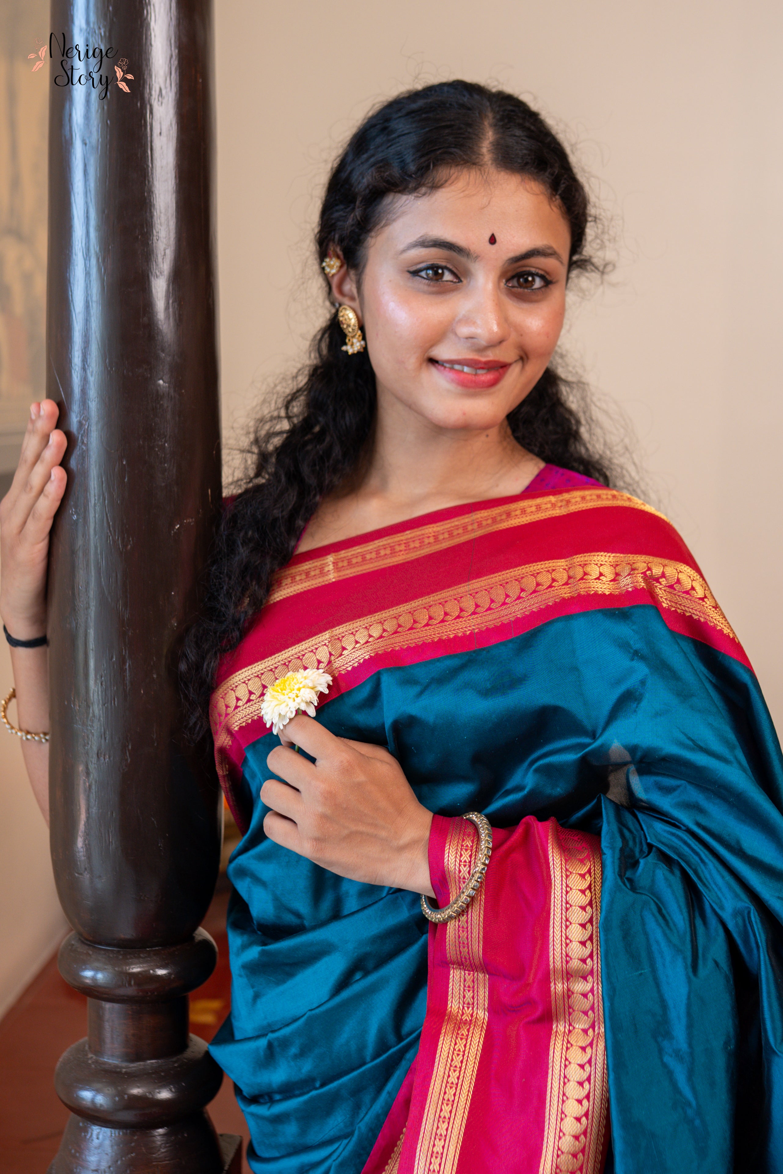 DIVYA (ದಿವ್ಯಾ)