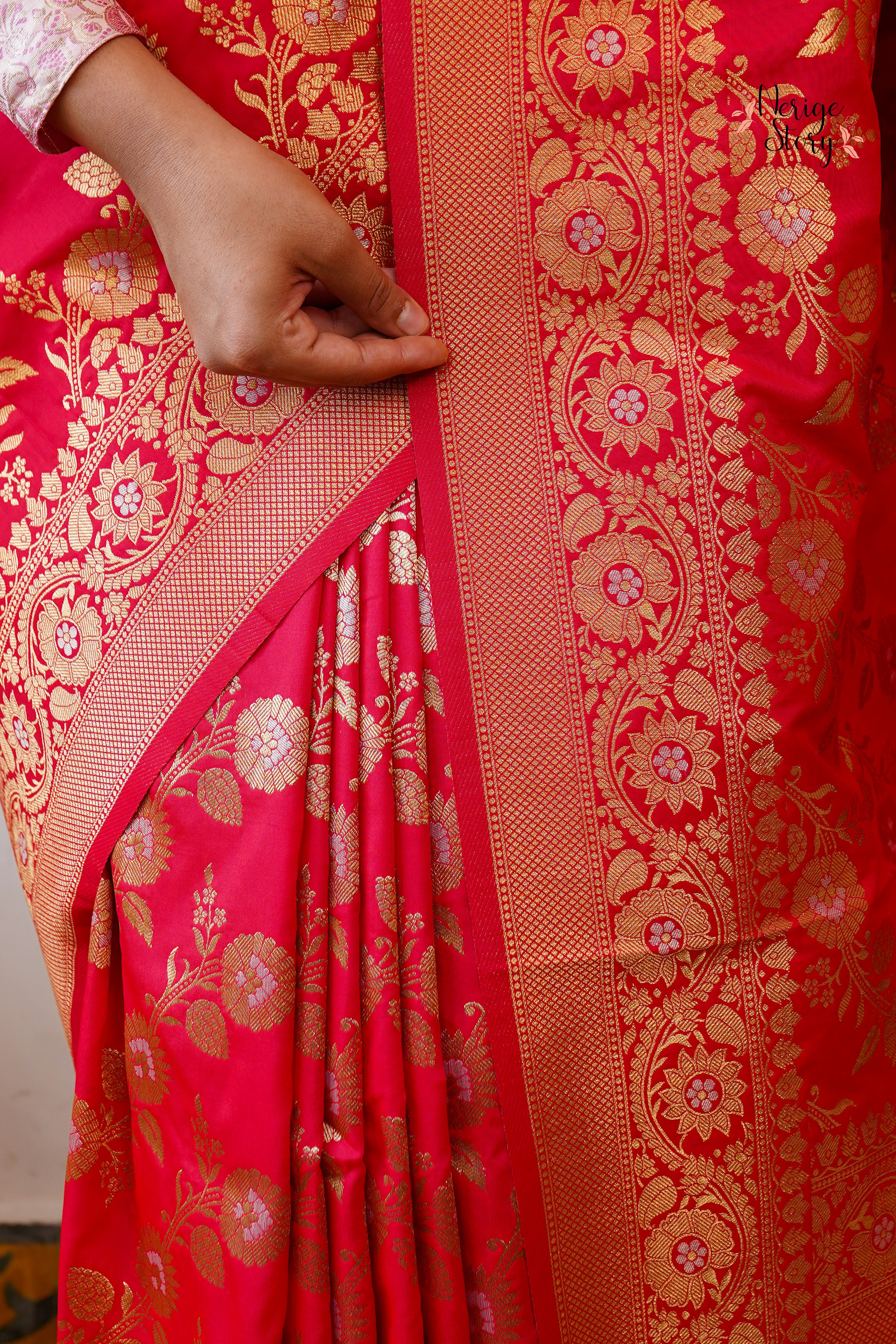 YAJNASENI (याज्ञसेनी)