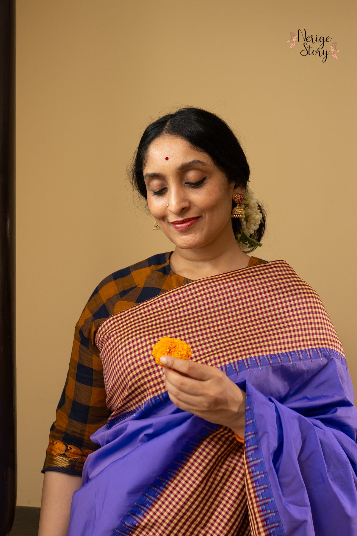 AYURSHI (ಆಯುರ್ಷಿ)