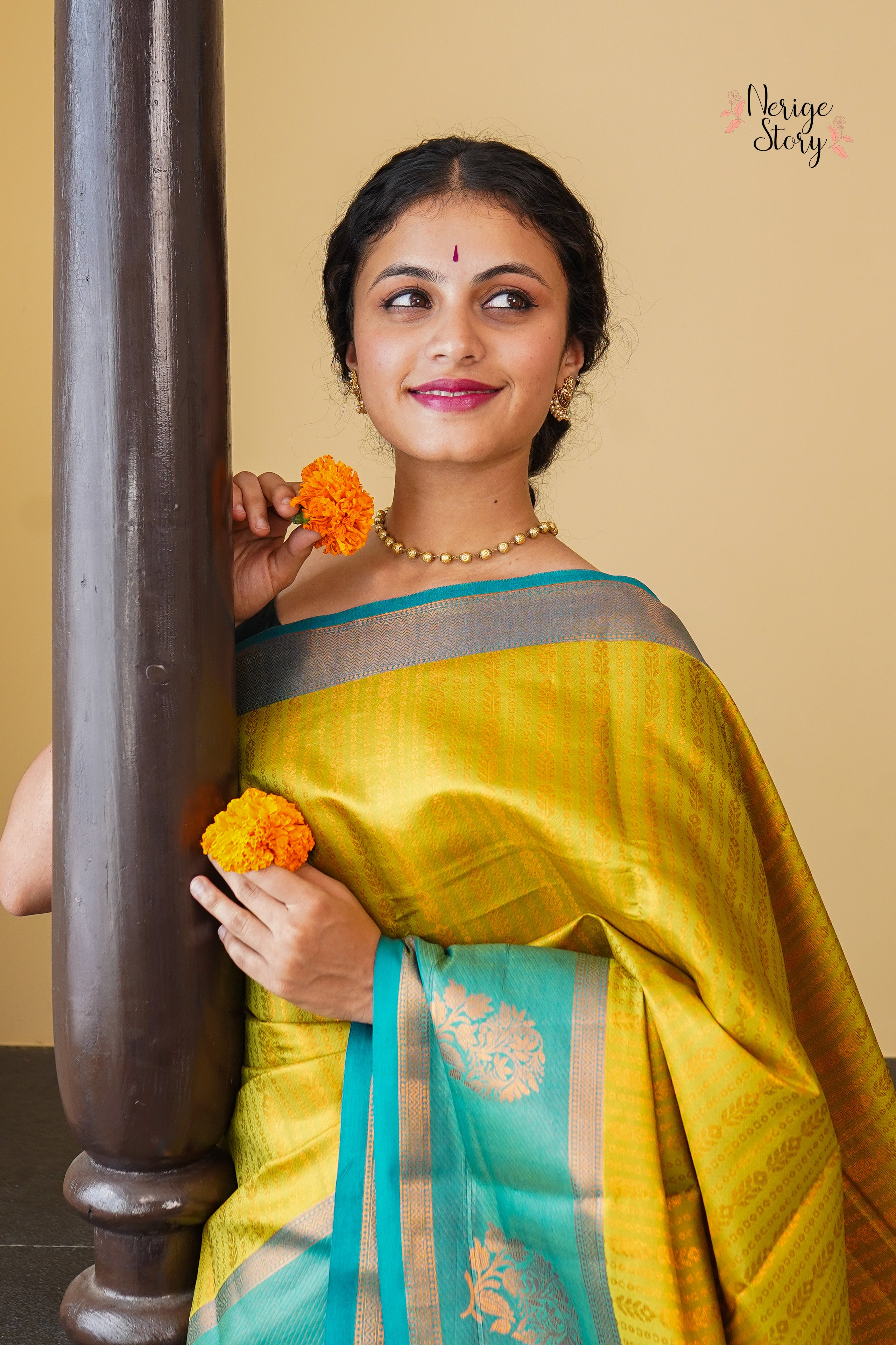 RAINA (ರೈನಾ)