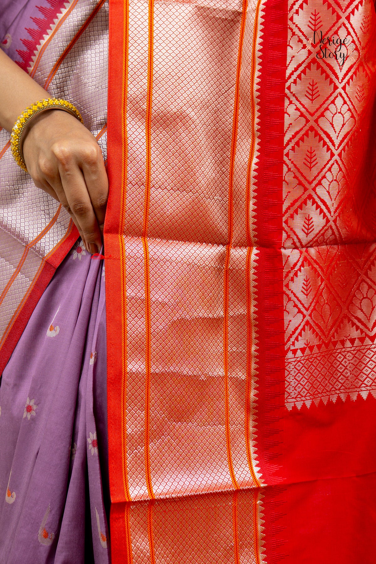 ARUNA (अरुणा)