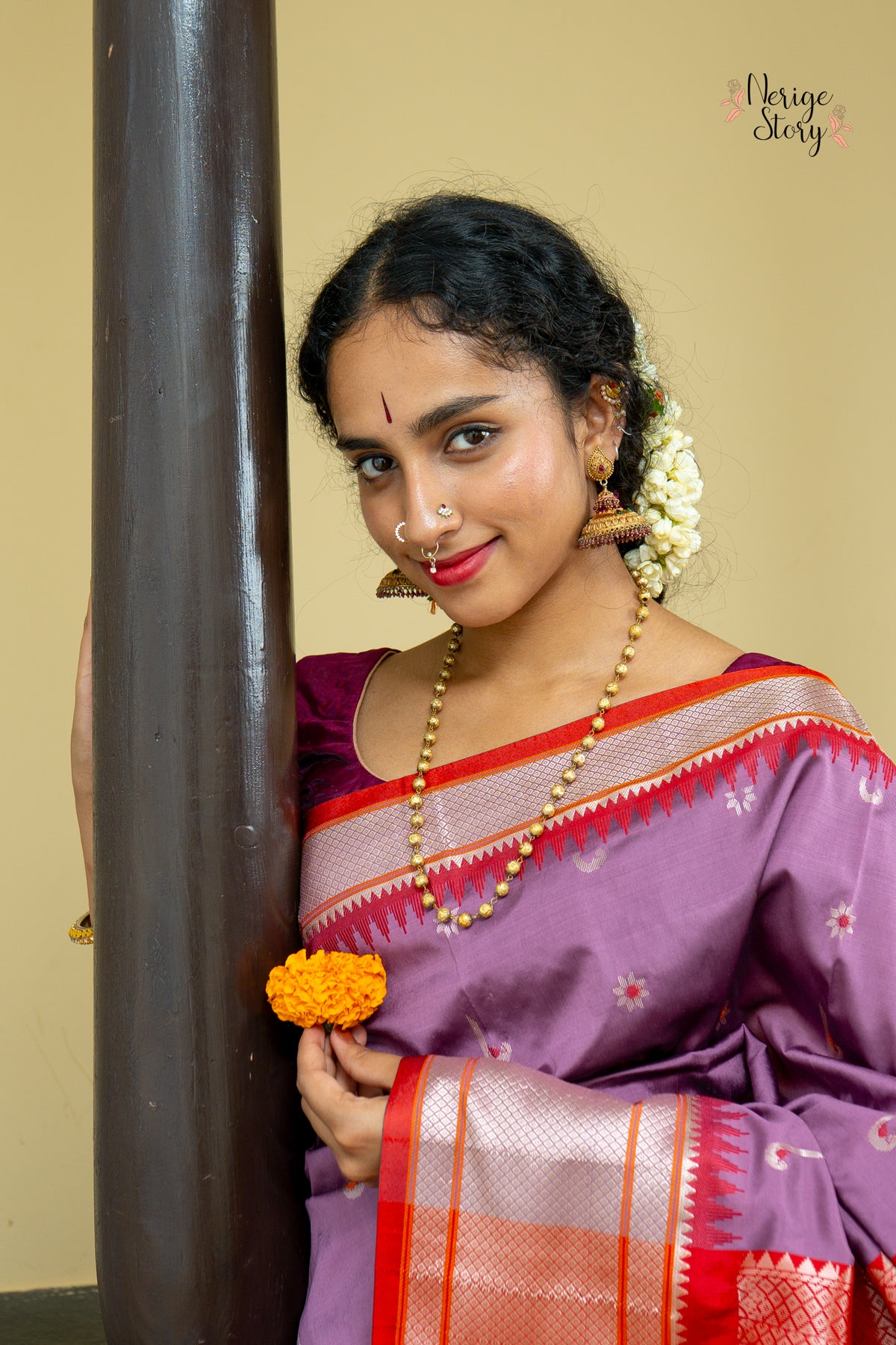 ARUNA (अरुणा)