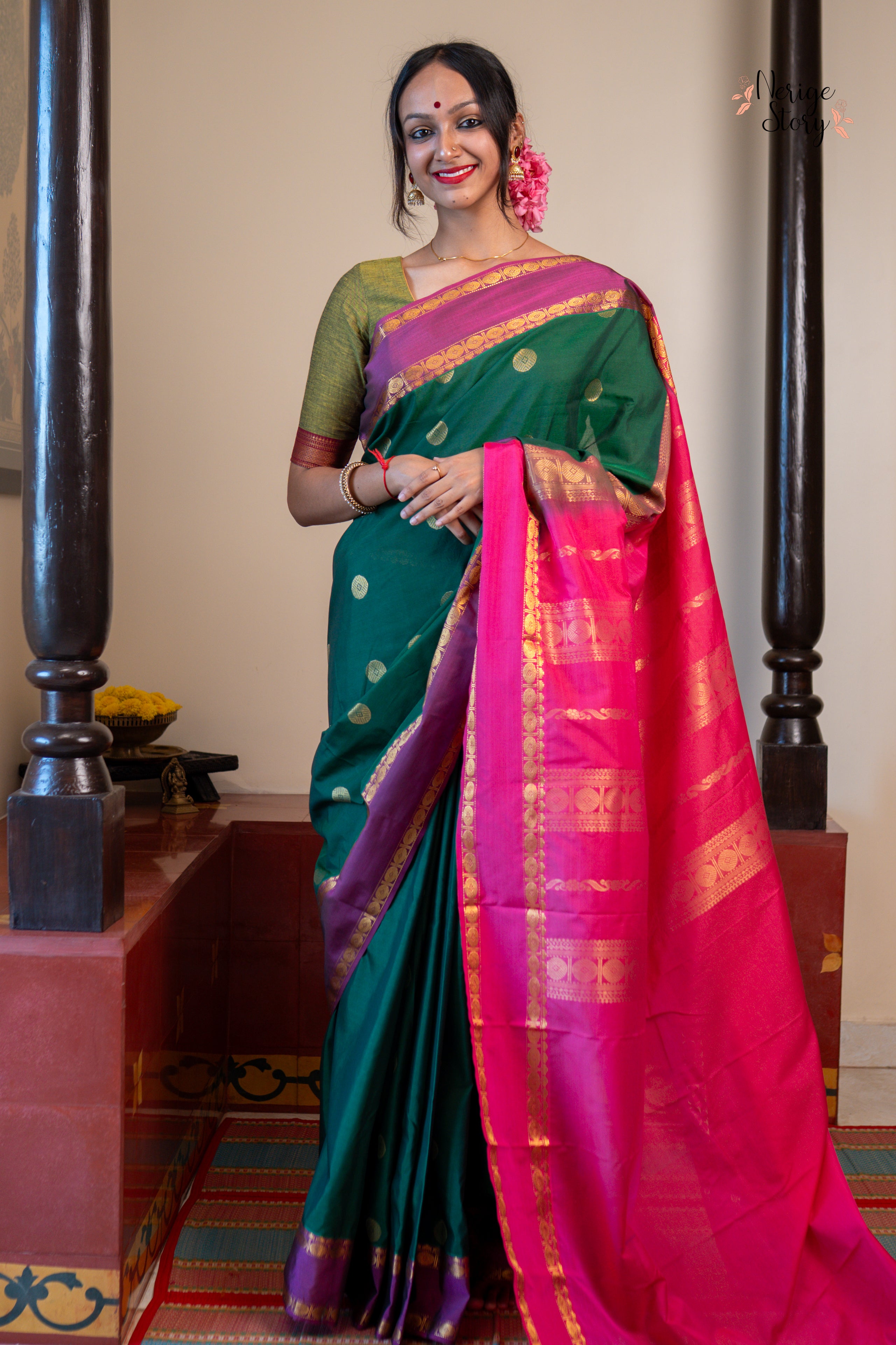 ARATRIKA (ಆರಾತ್ರಿಕಾ)