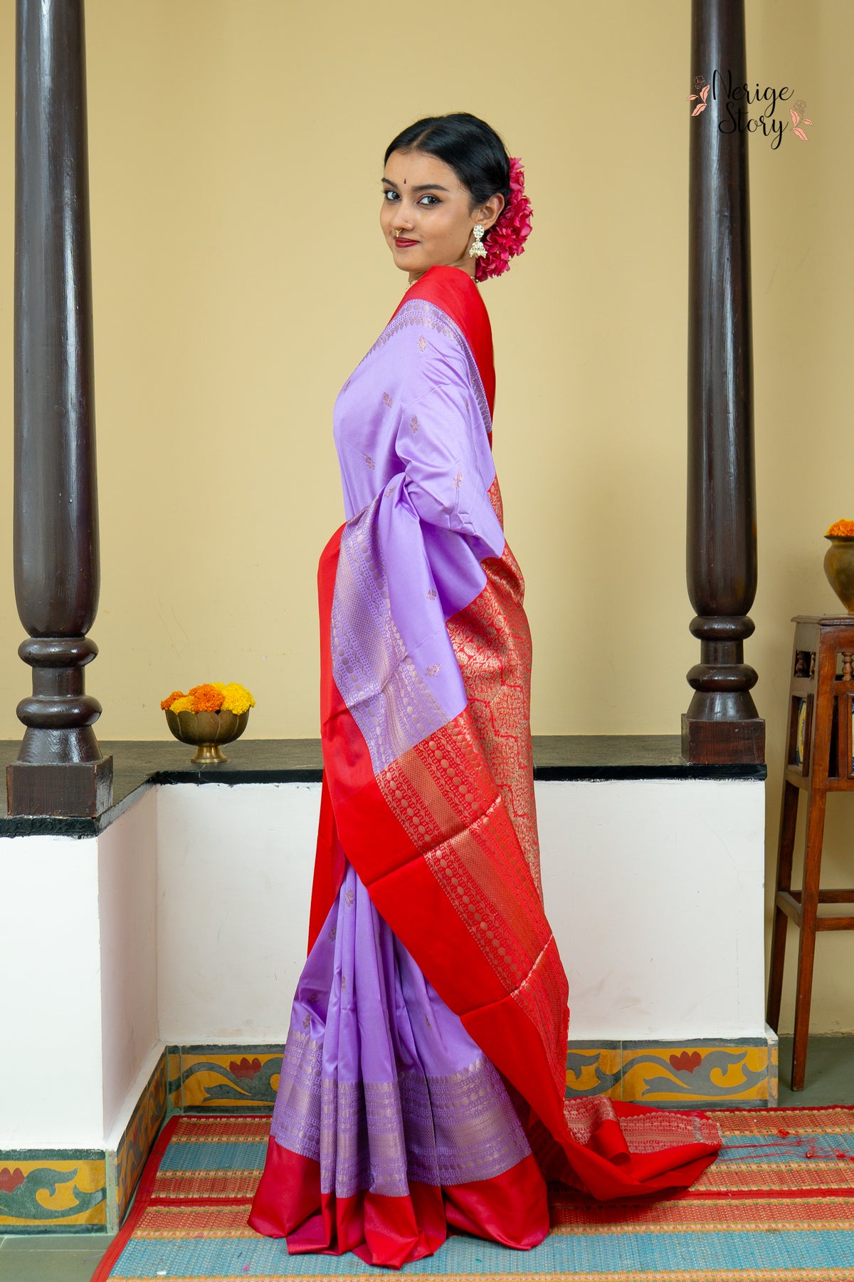 IYANNA (इयान्ना)