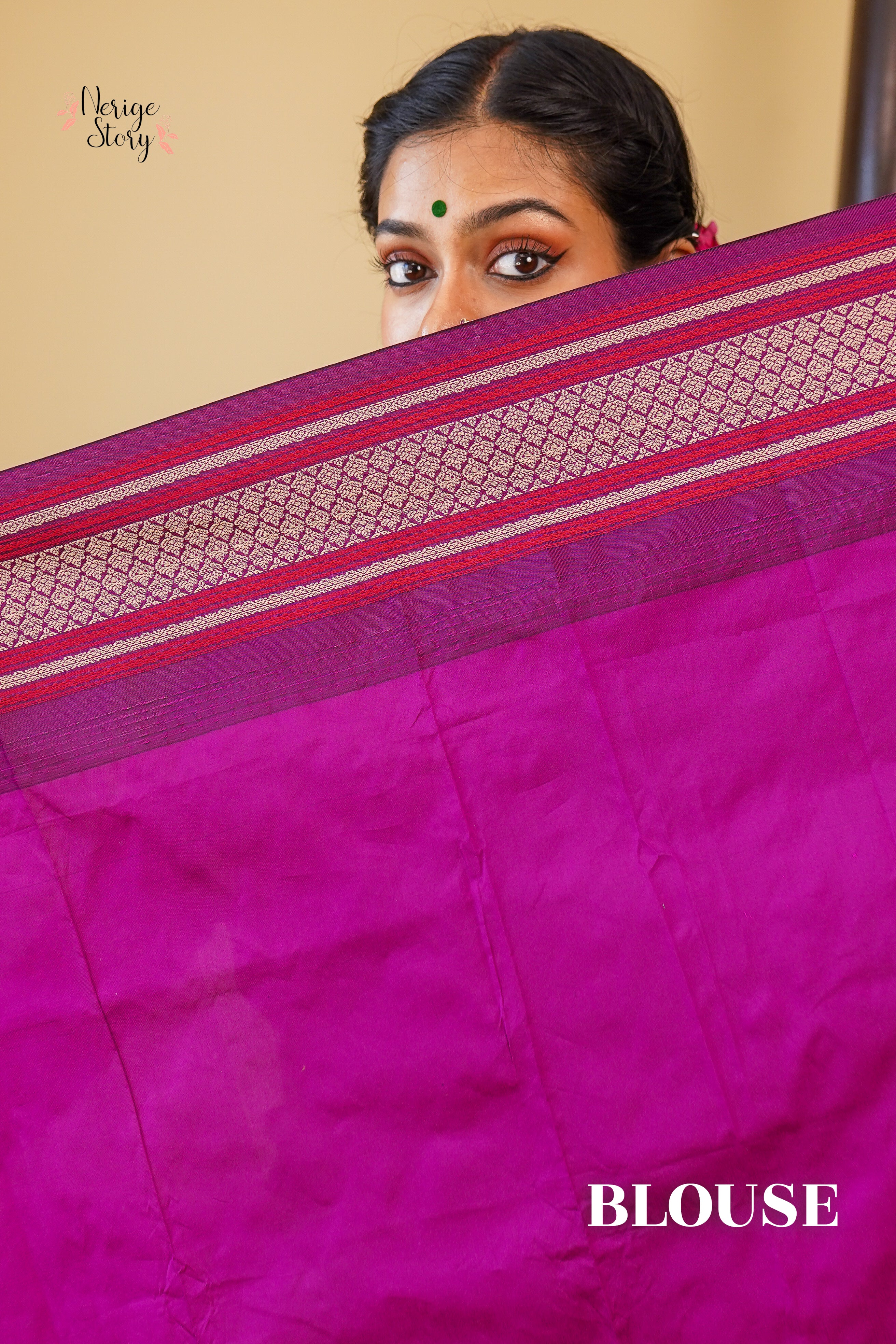 RAVIKA (ರವಿಕಾ)