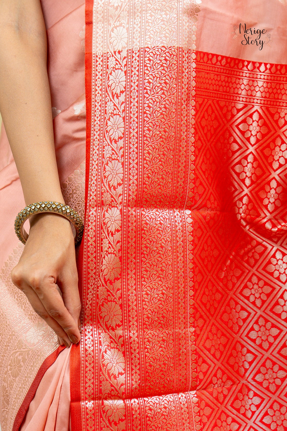 DIVYAJA (दिव्याजा)