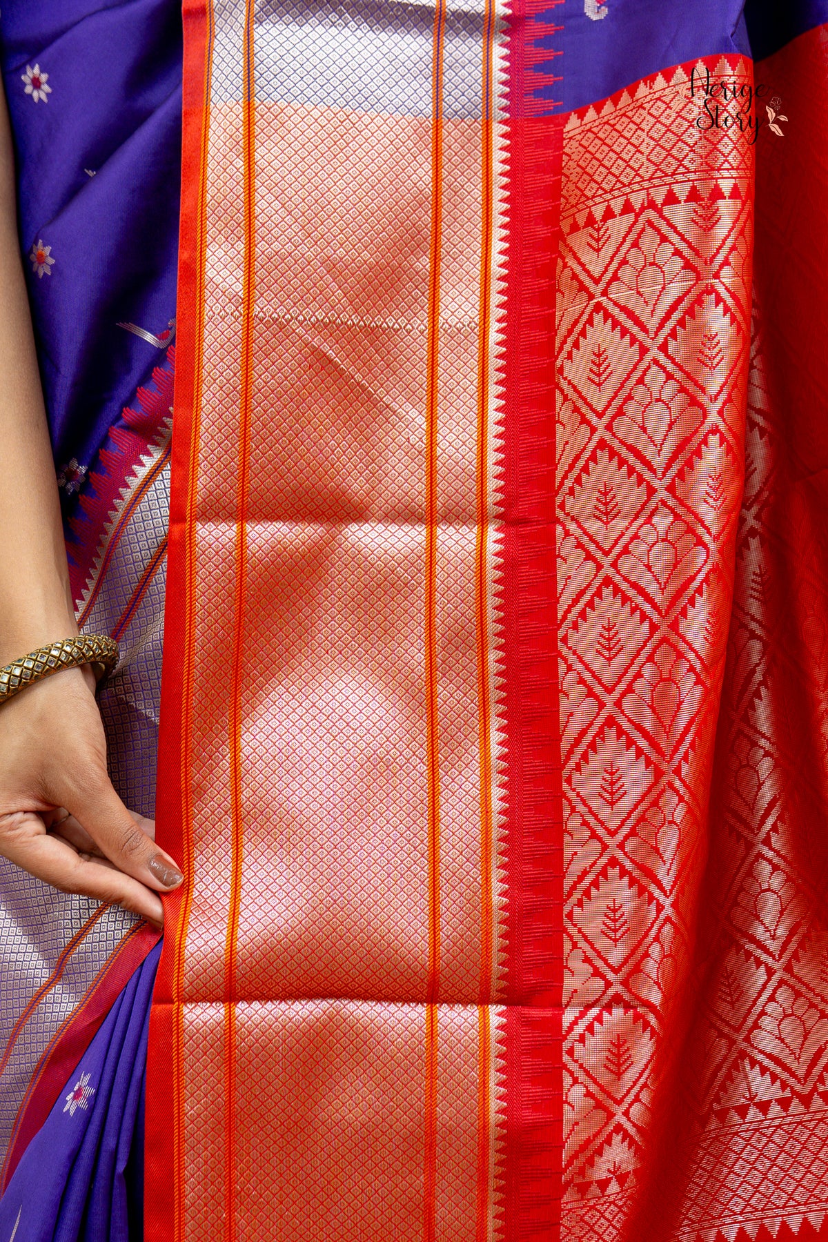 KUVAM (कुवम)