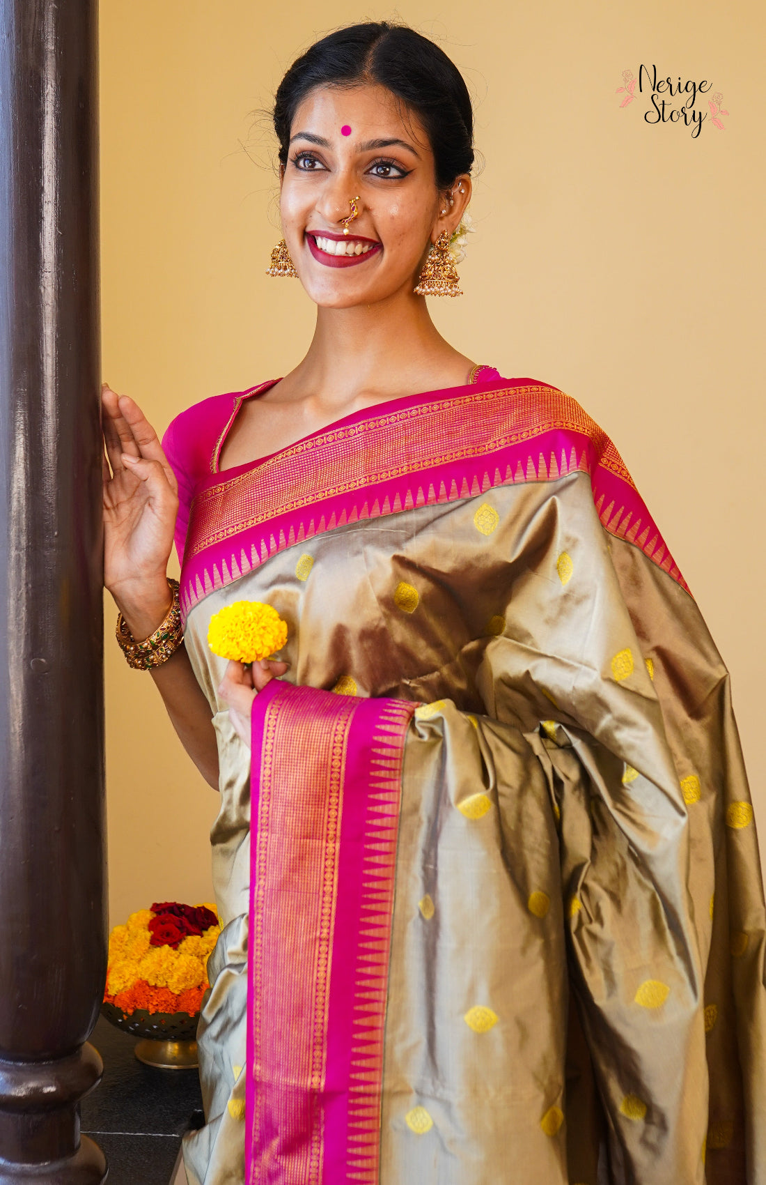 MADHAVI (ಮಾಧವಿ)