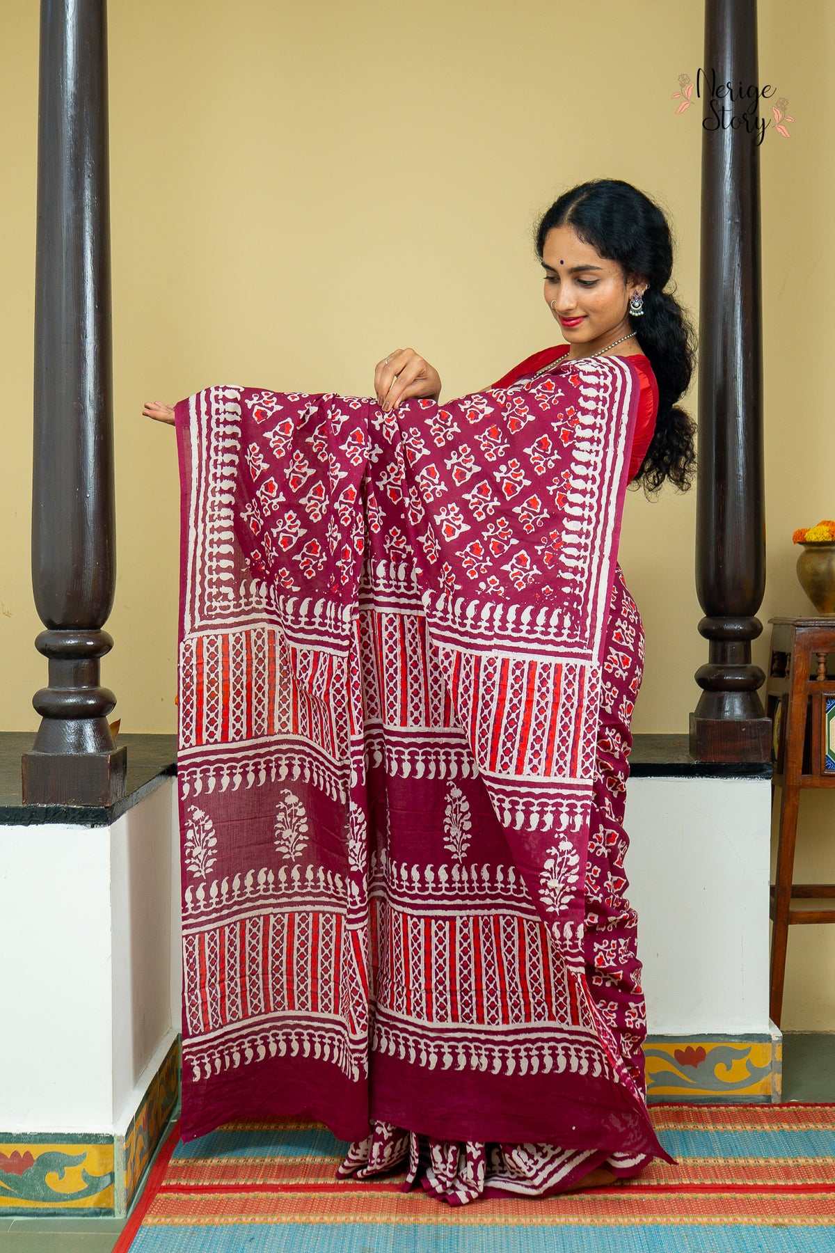 RAJLAKSHMI (राजलक्ष्मी)