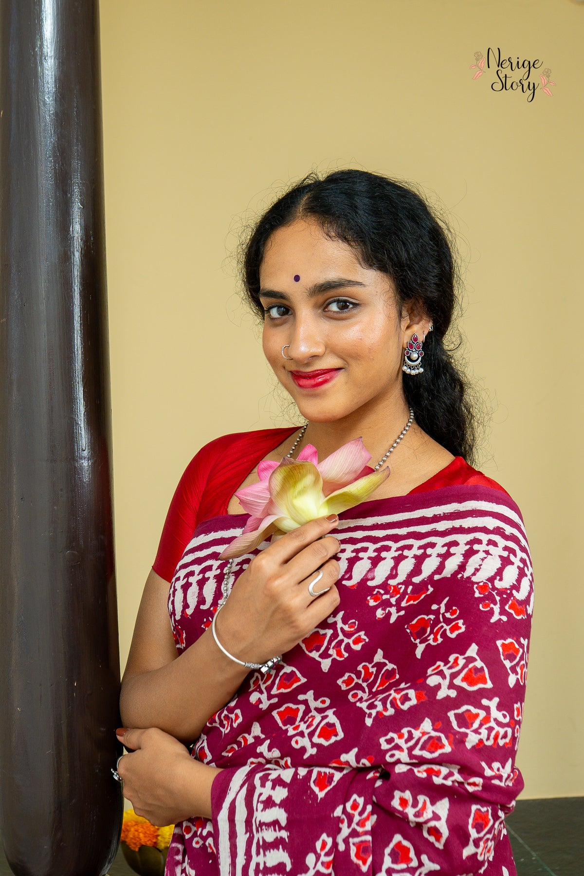 RAJLAKSHMI (राजलक्ष्मी)