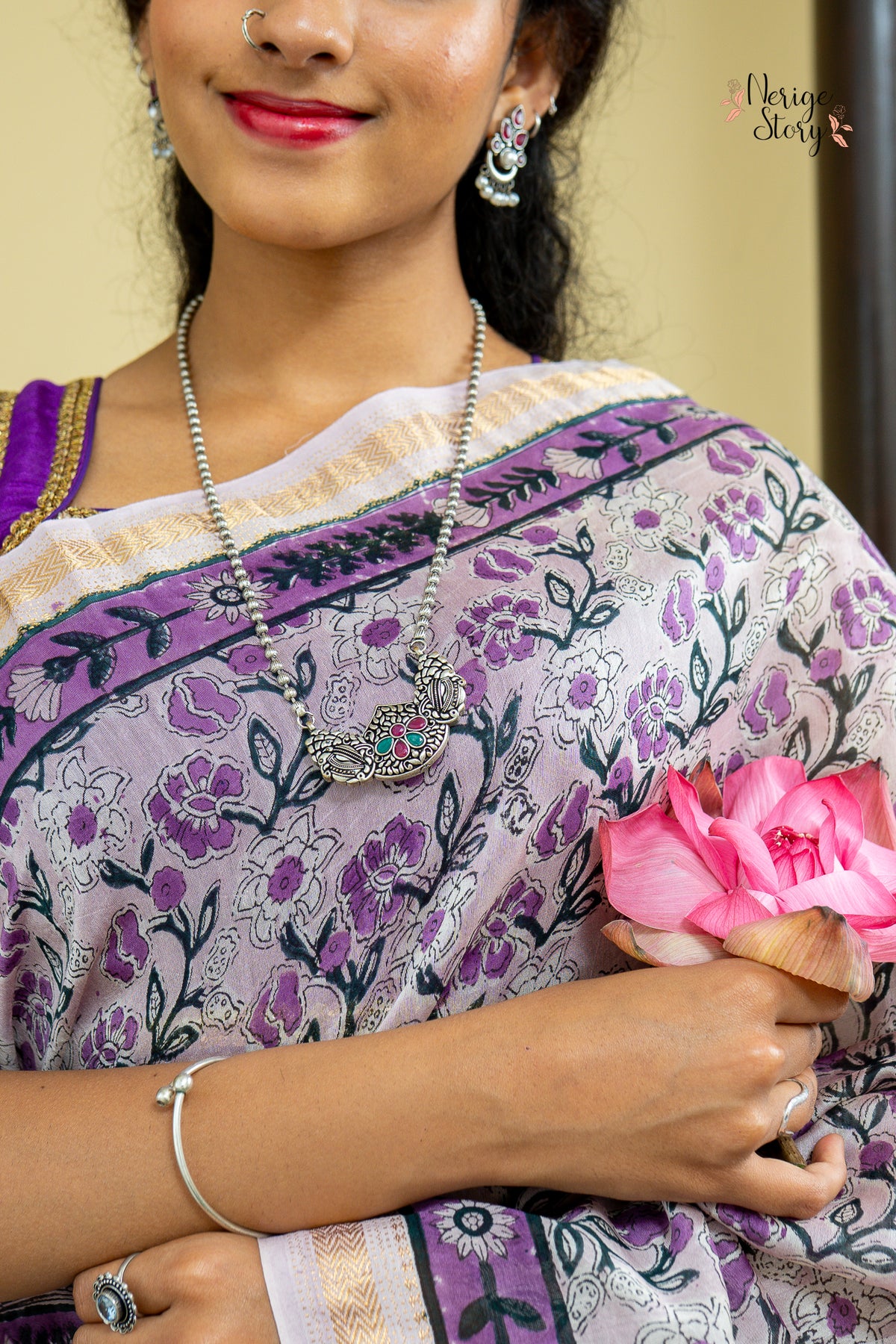 MINAKSHI (मीनाक्षी)