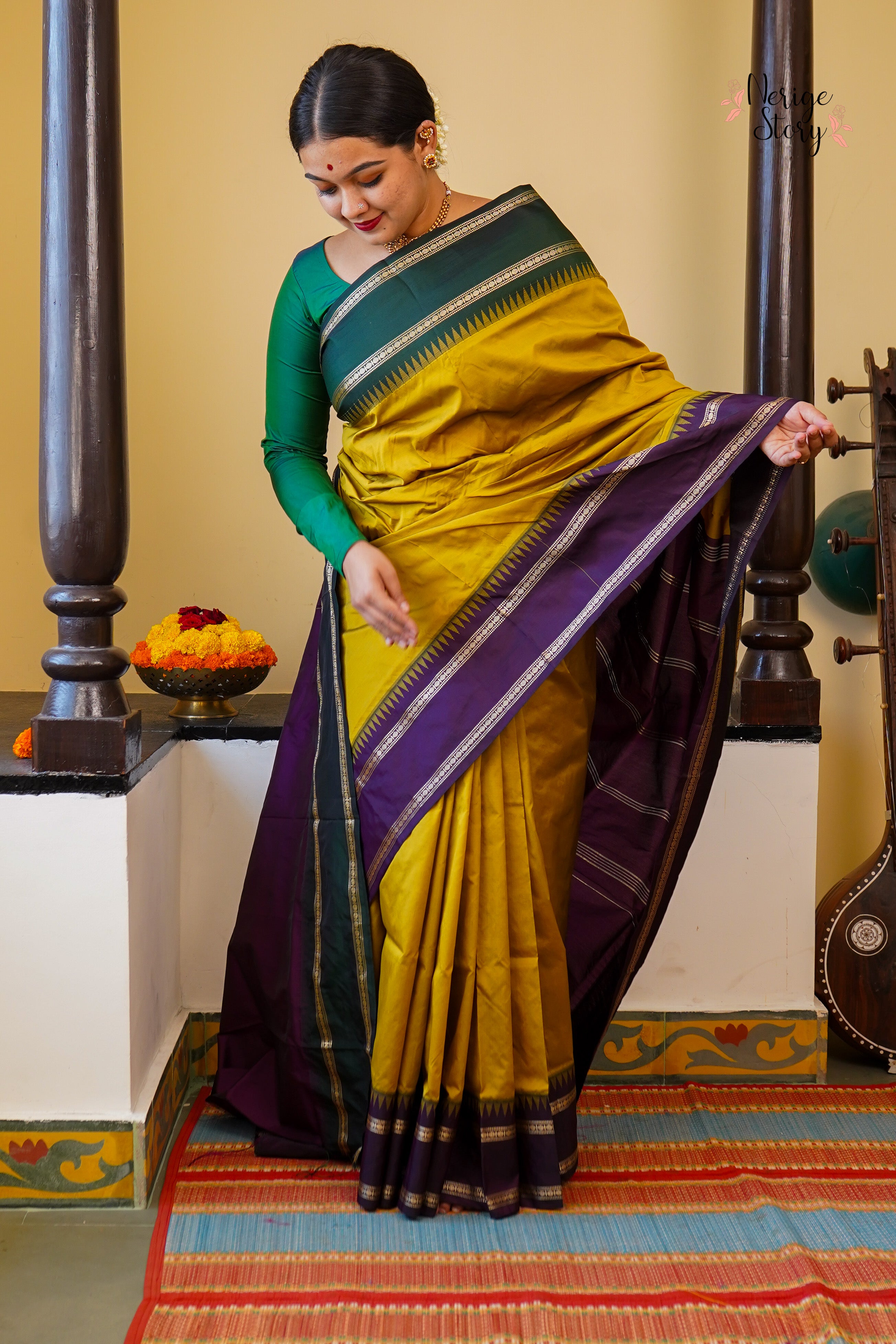 MAYUKHI (ಮಯೂಕಿ)