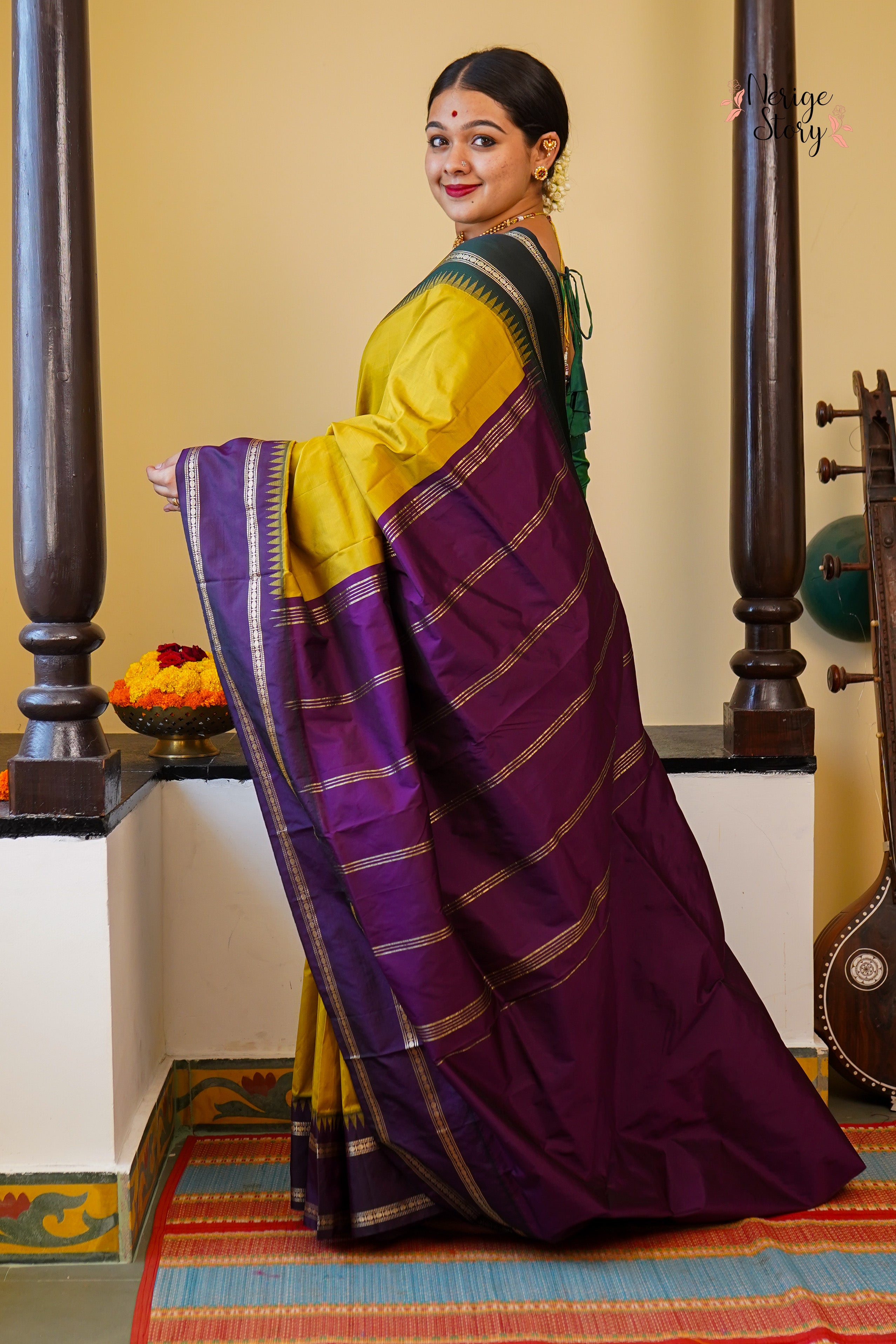 MAYUKHI (ಮಯೂಕಿ)