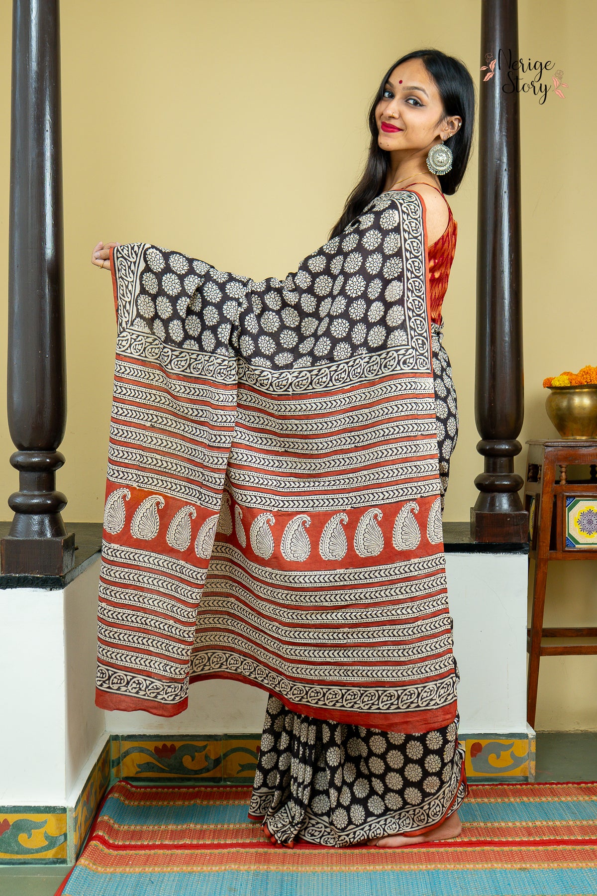 JYOTIRMAYE (ज्योतिर्मयी)