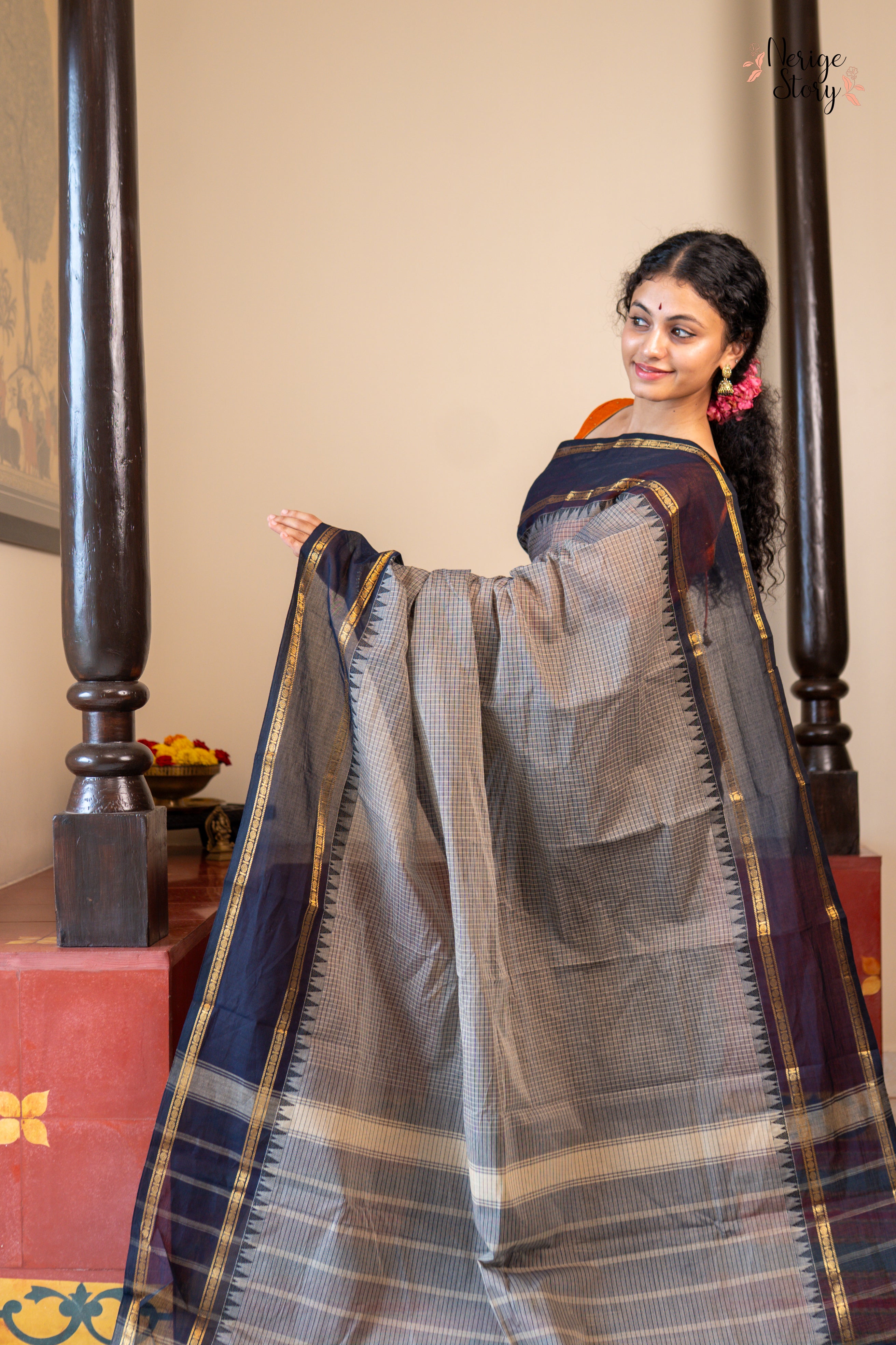 SHAARINI (ಶಾರಿಣಿ)