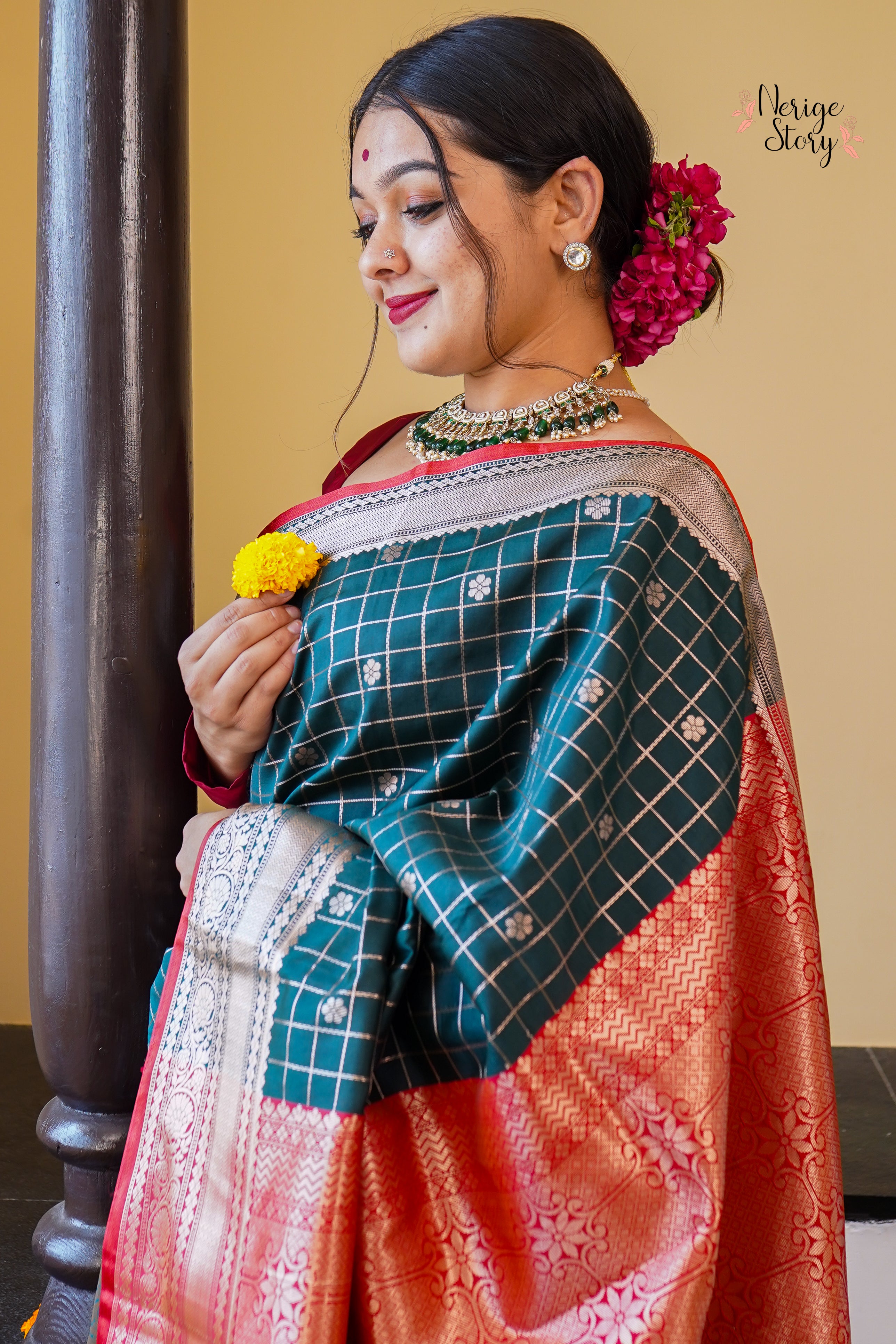 INDRANILA (इन्द्रनीला)