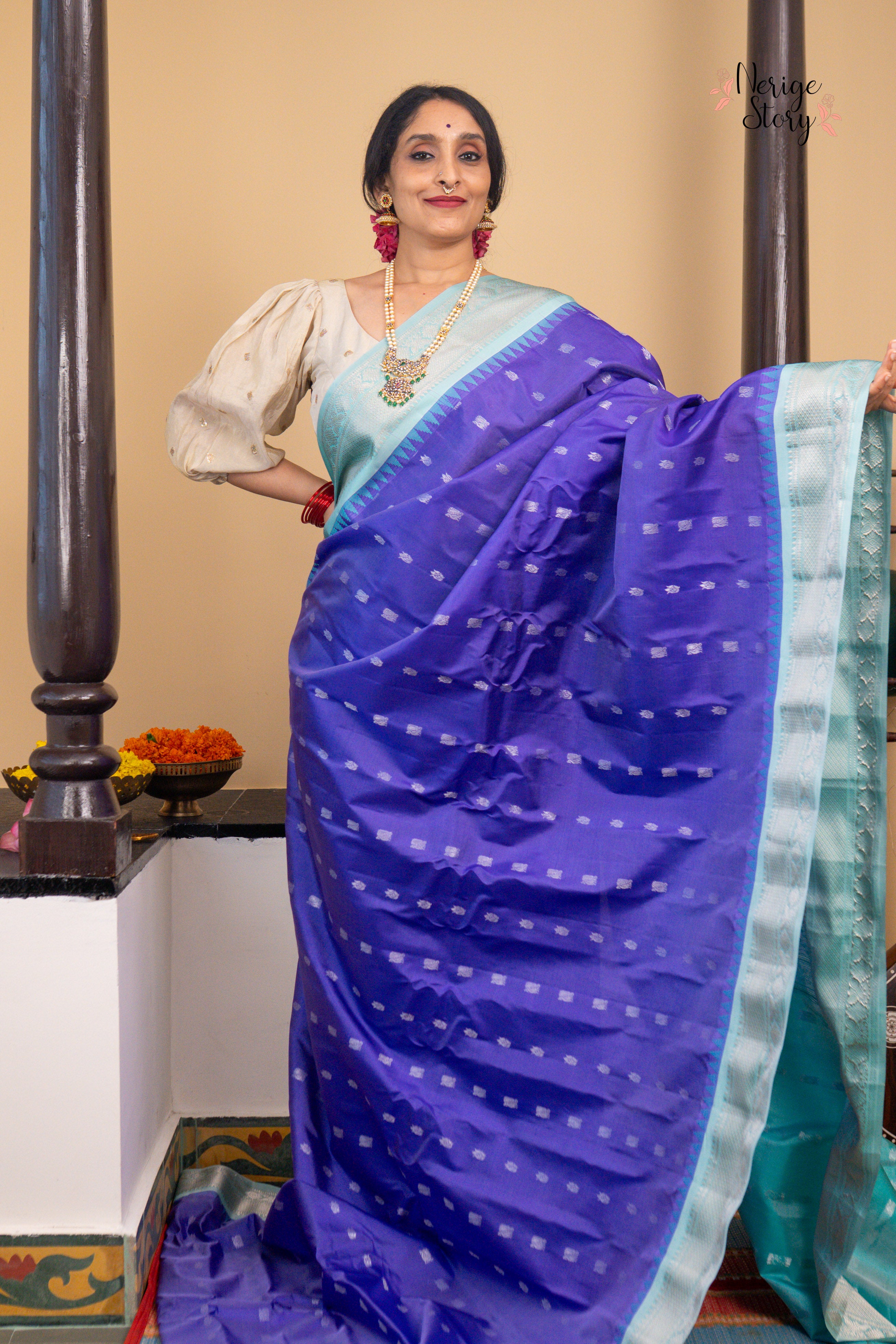 YAAMI JYOTI (యామి జ్యోతి)