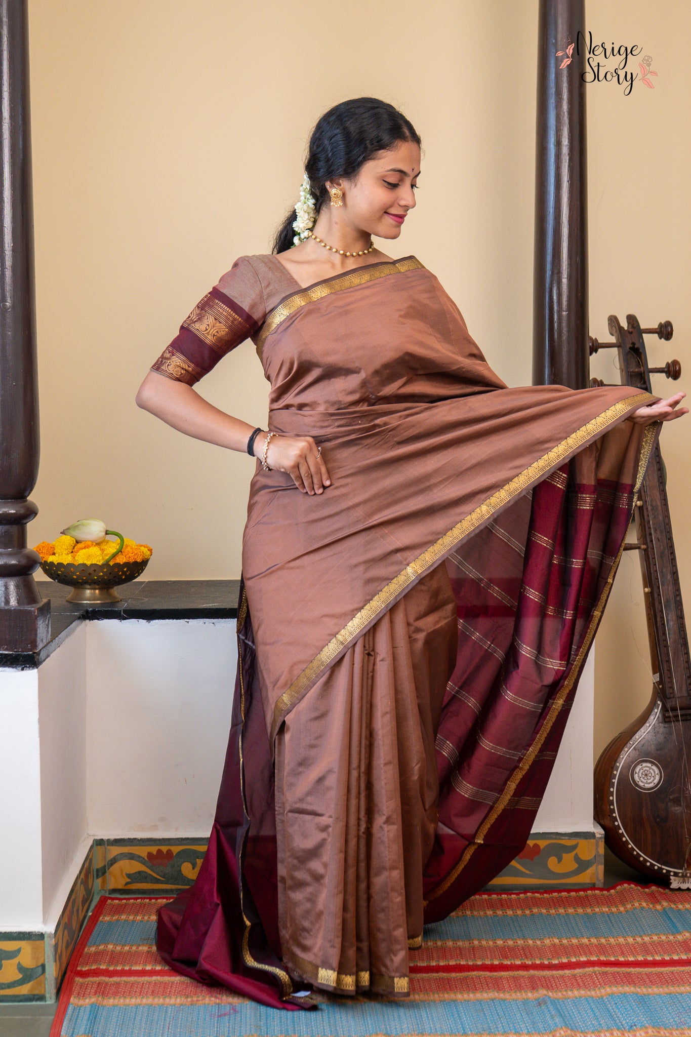 KAMALAPAAVANI (ಕಮಲಪಾವನೀ)