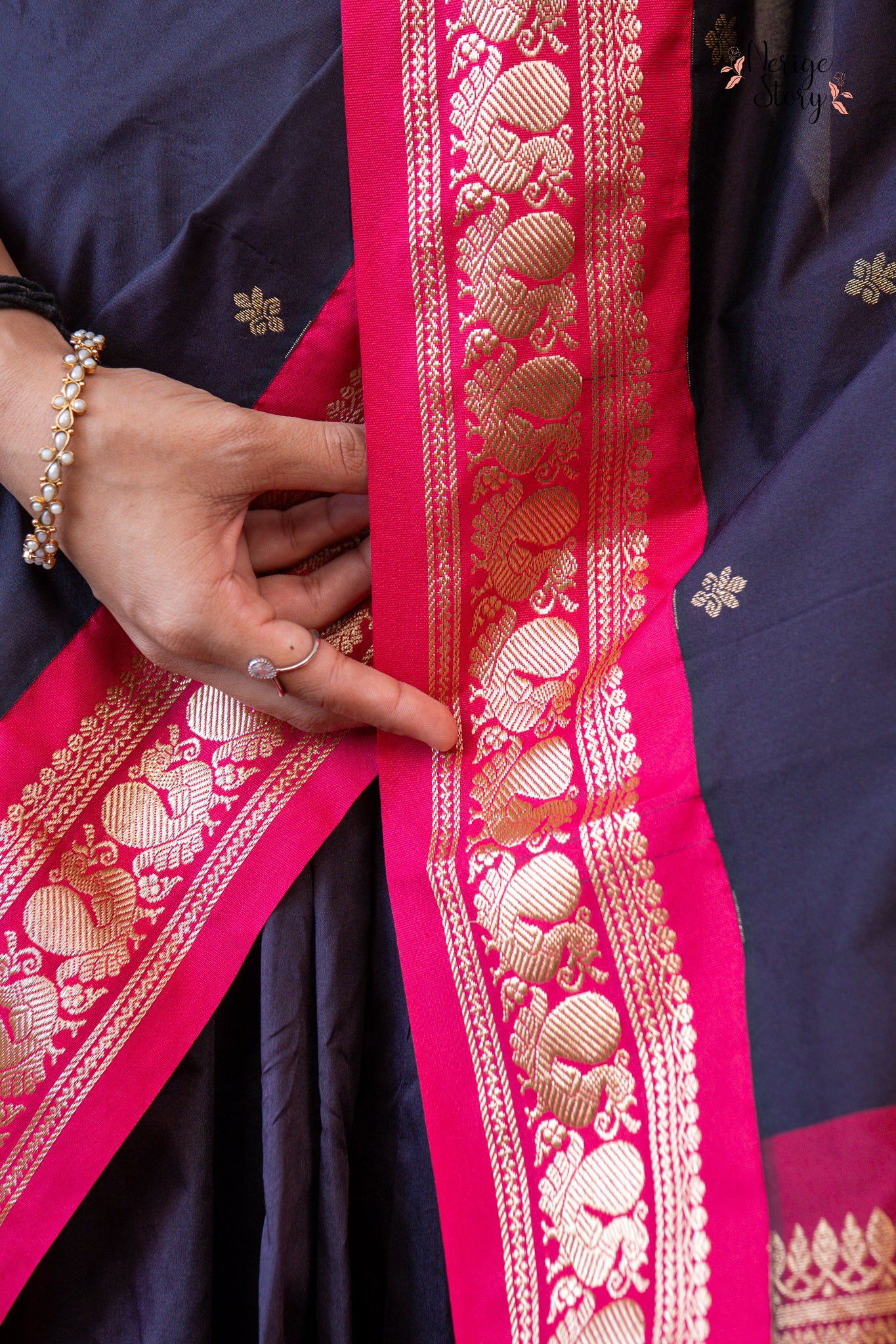 AHLINI (ಅಹ್ಲಿನಿ)